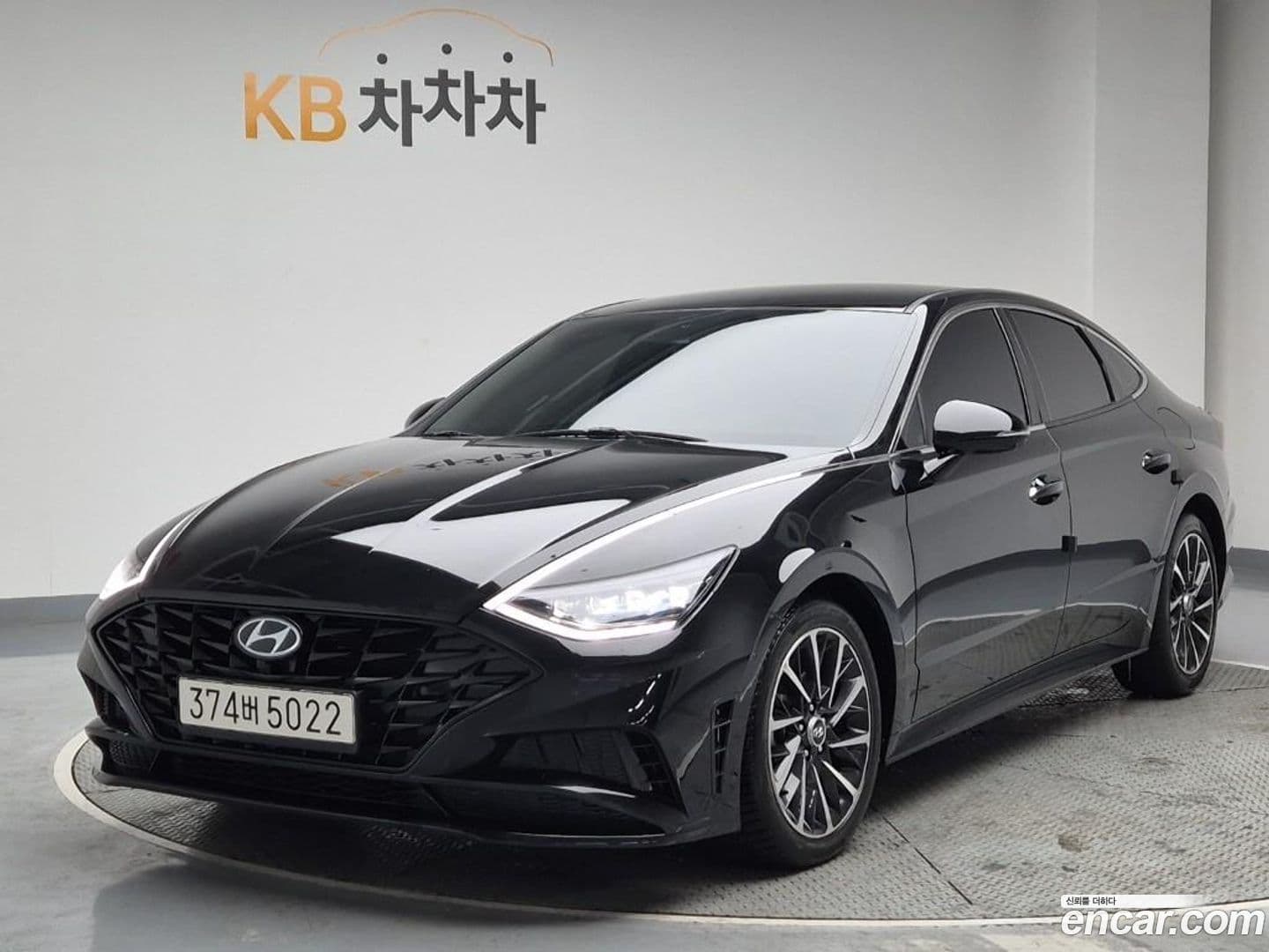 Main__Slider__Photo:Sonata Hyundai 2023.0-0