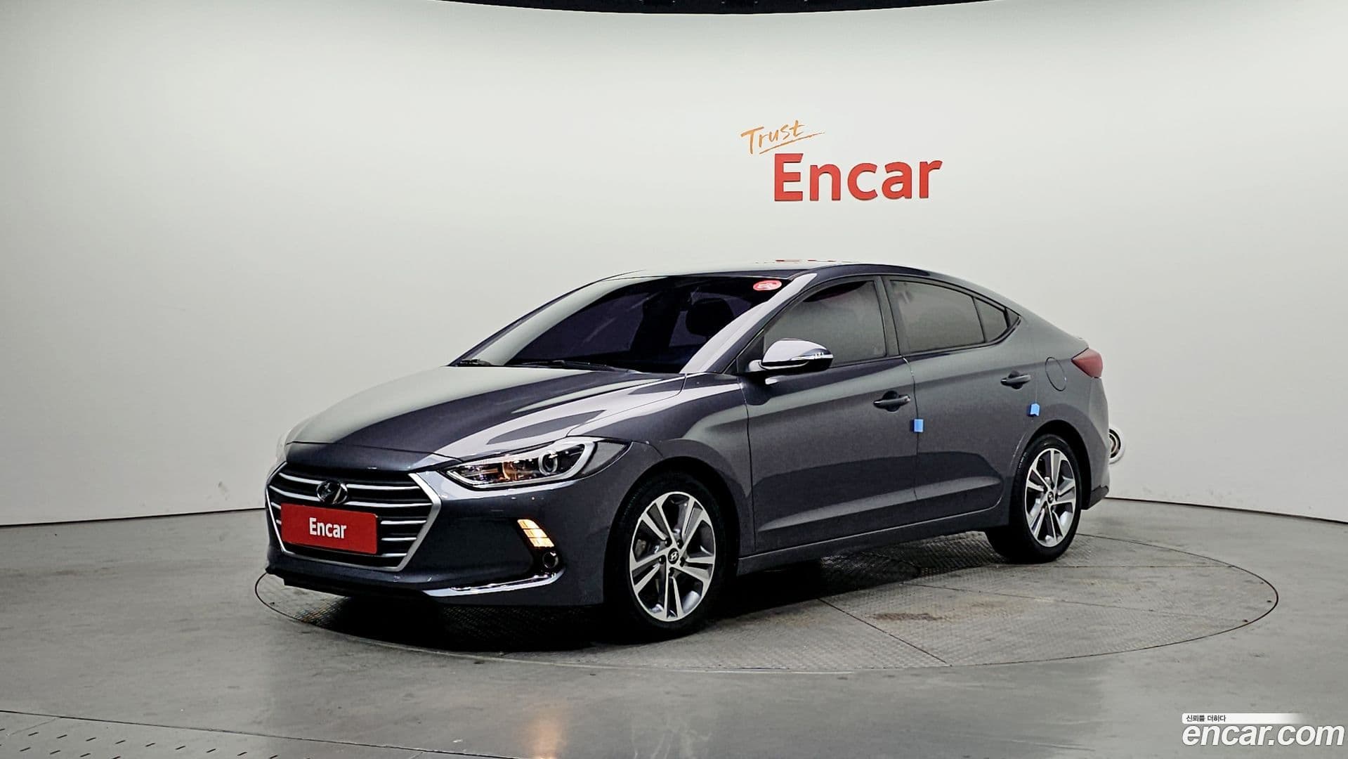 Main__Slider__Photo:AVANTE Hyundai 2018.0-0