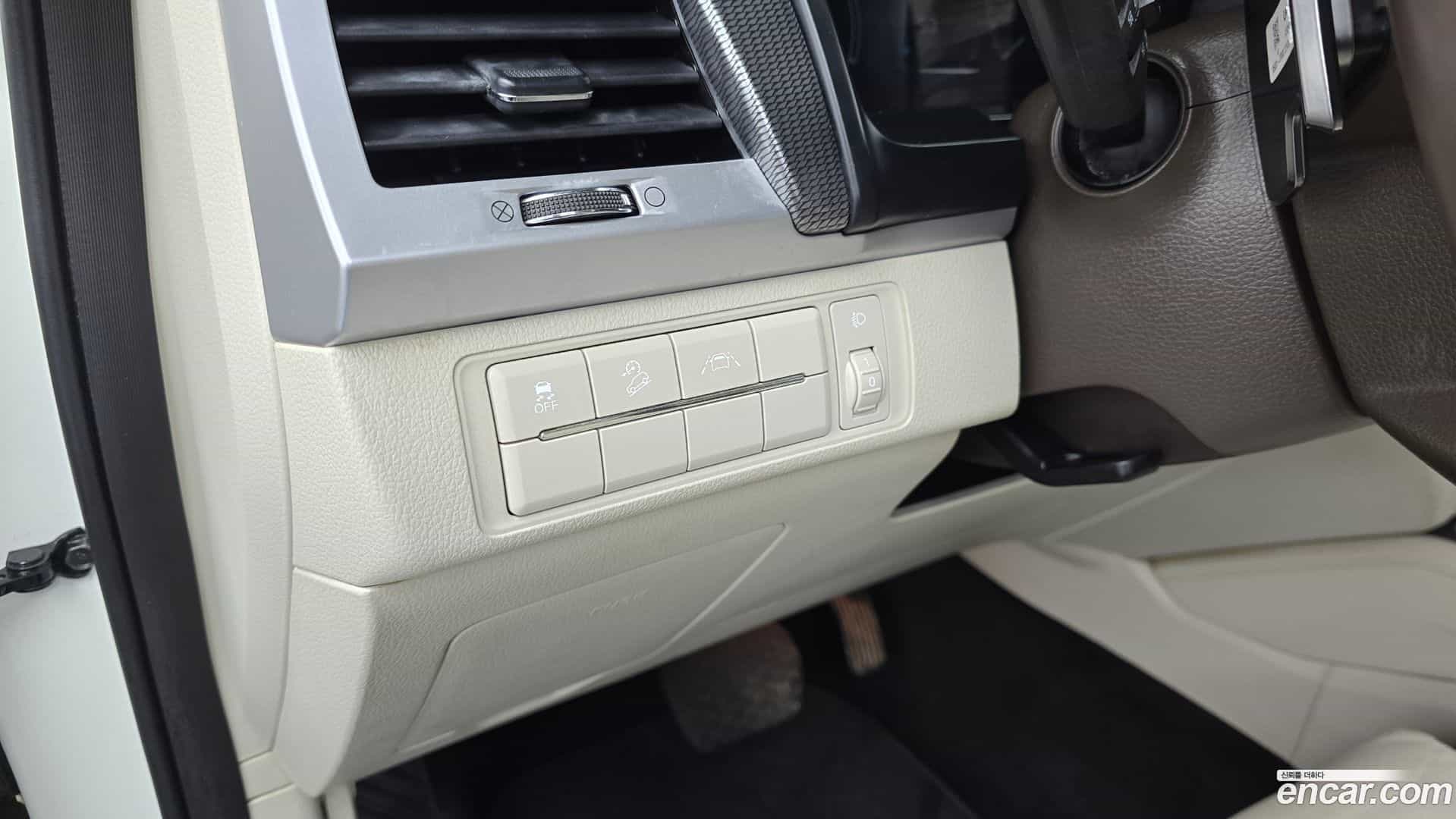 Rexton KG Mobility 2022.10-OPTION-022