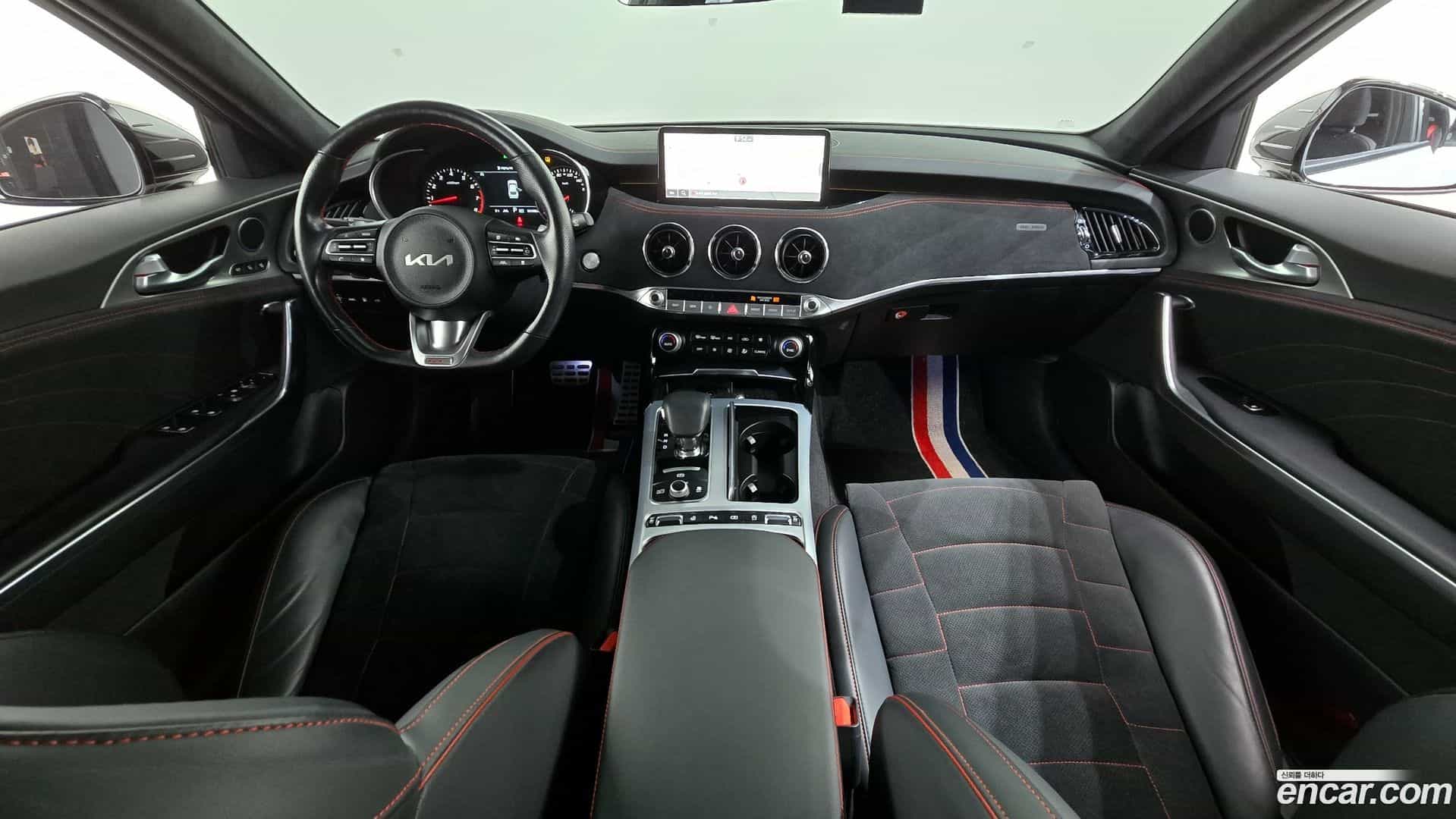 Stinger Kia 2022.1-INNER-007