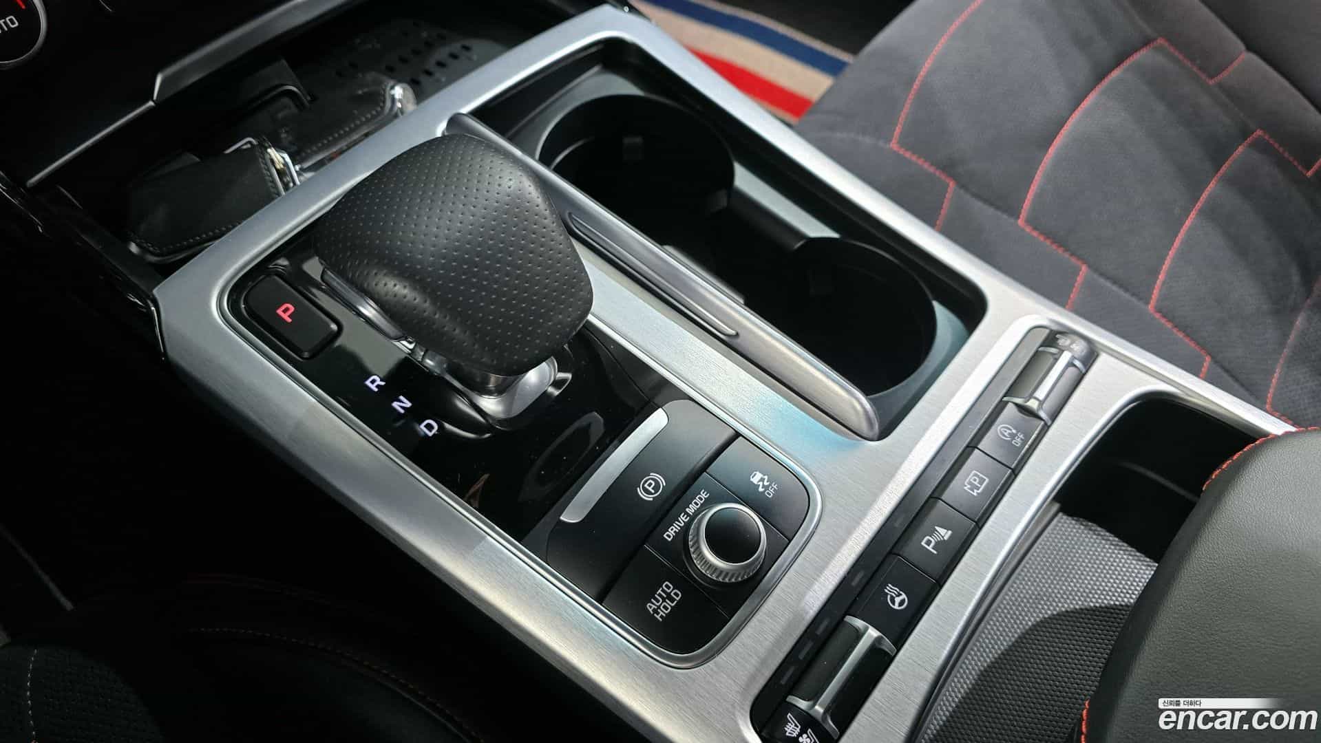 Stinger Kia 2022.1-INNER-009