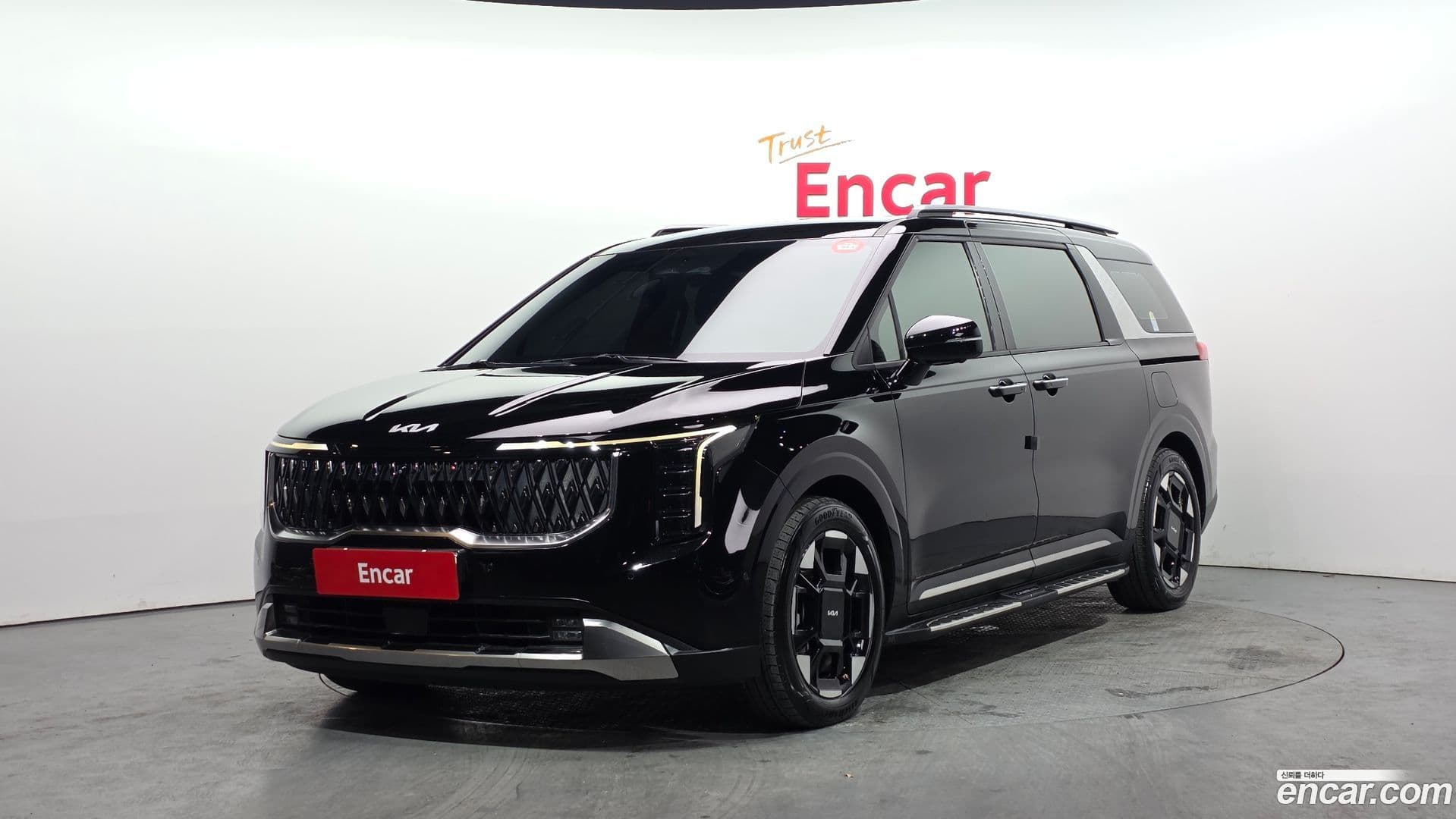 Main__Slider__Photo:Canival Kia 2024.2-0