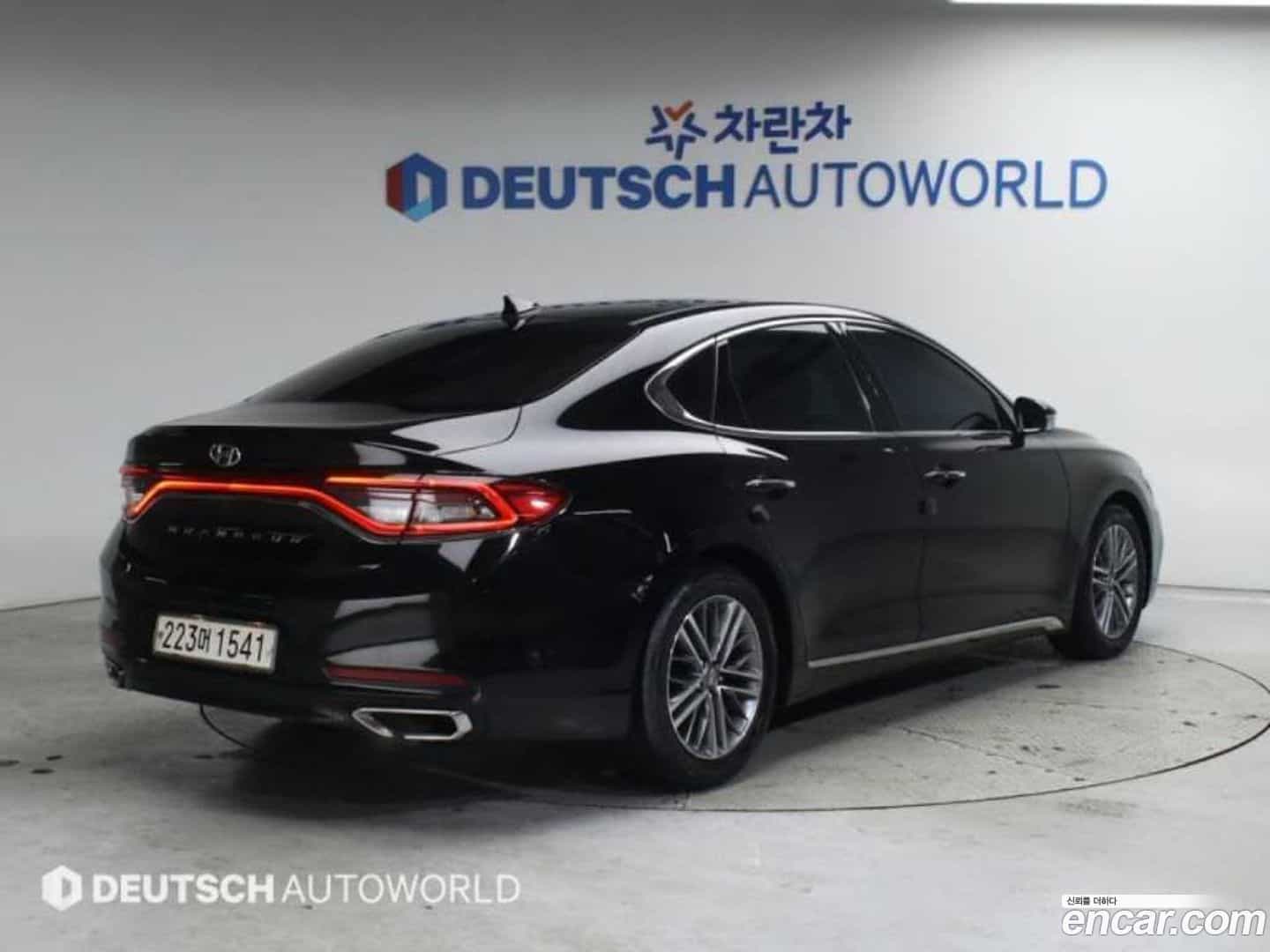 Grandeur Hyundai 2016.11-OUTER-002