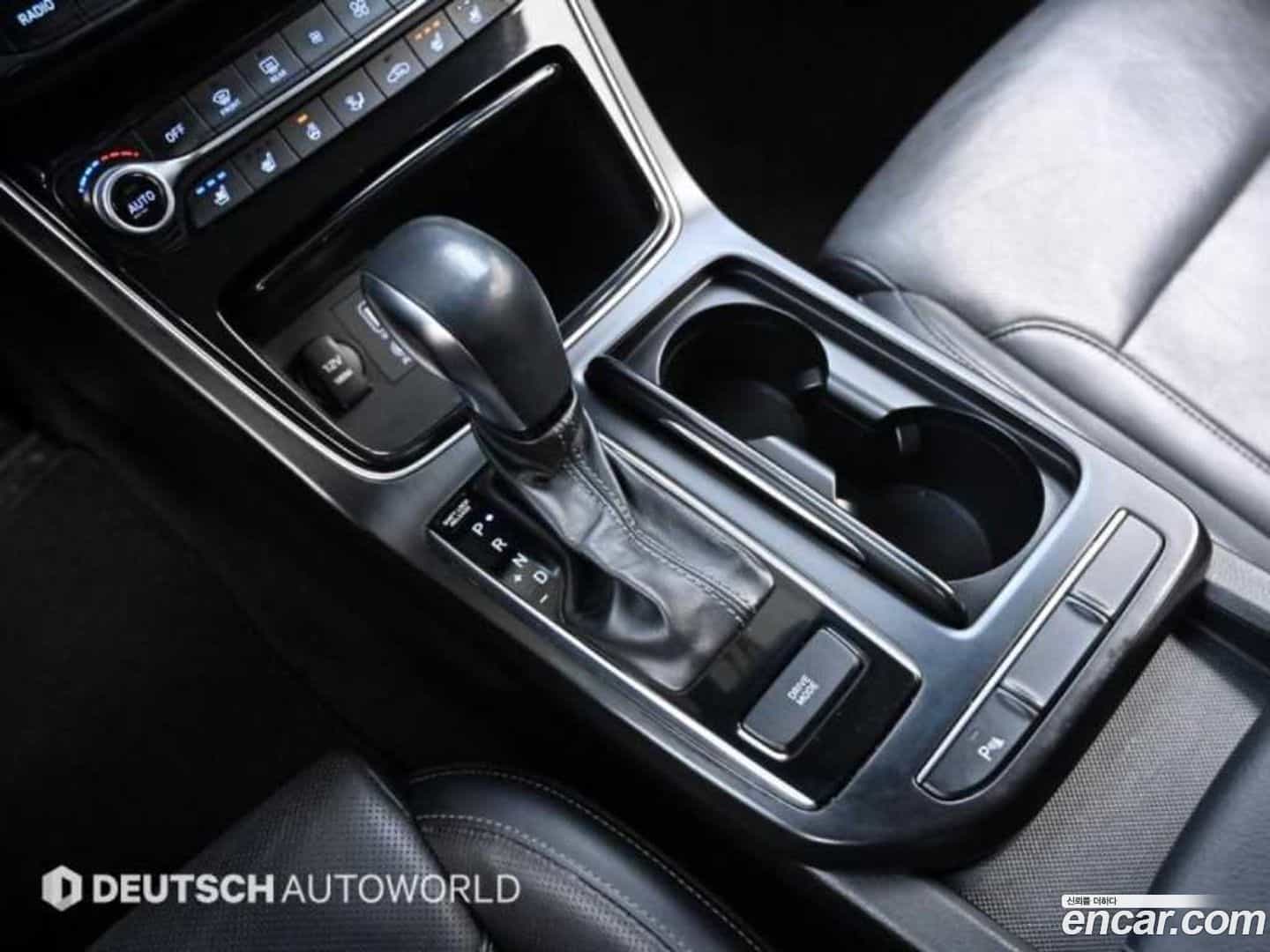 Grandeur Hyundai 2016.11-INNER-009