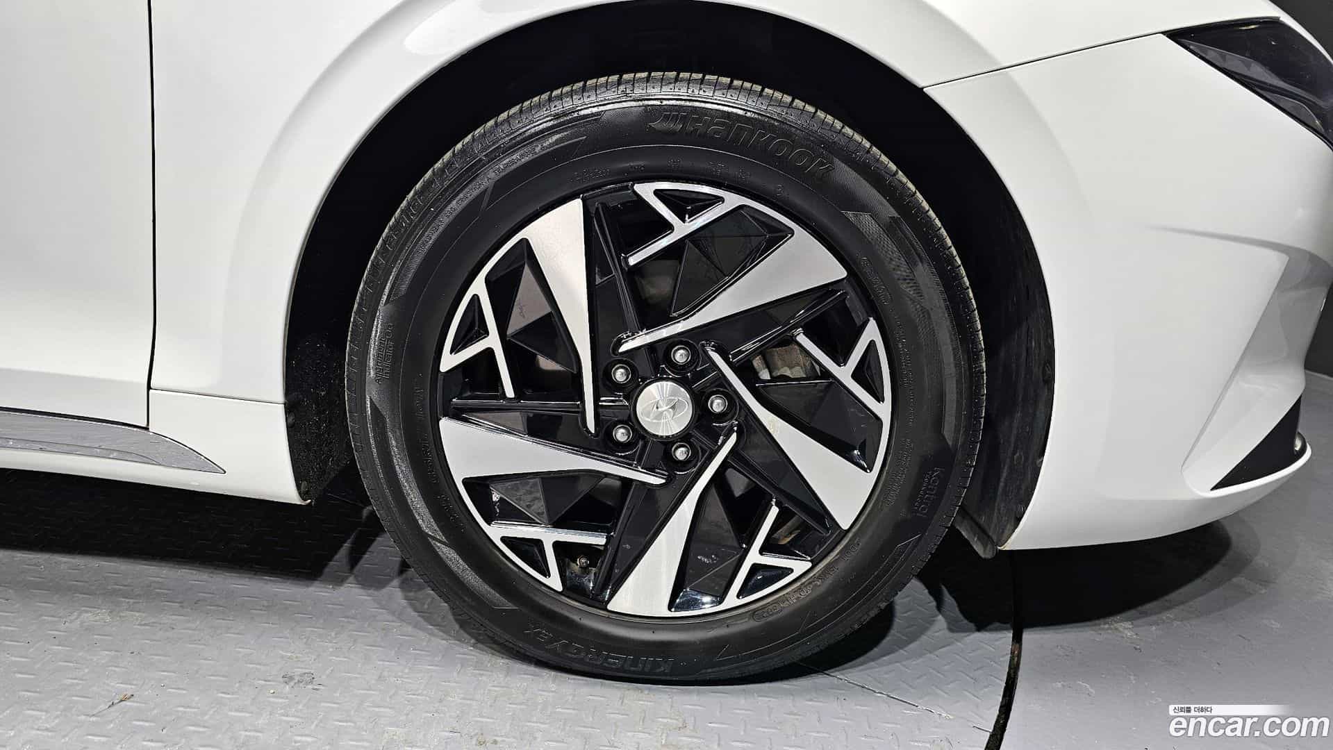 Grandeur Hyundai 2021.0-OUTER-005