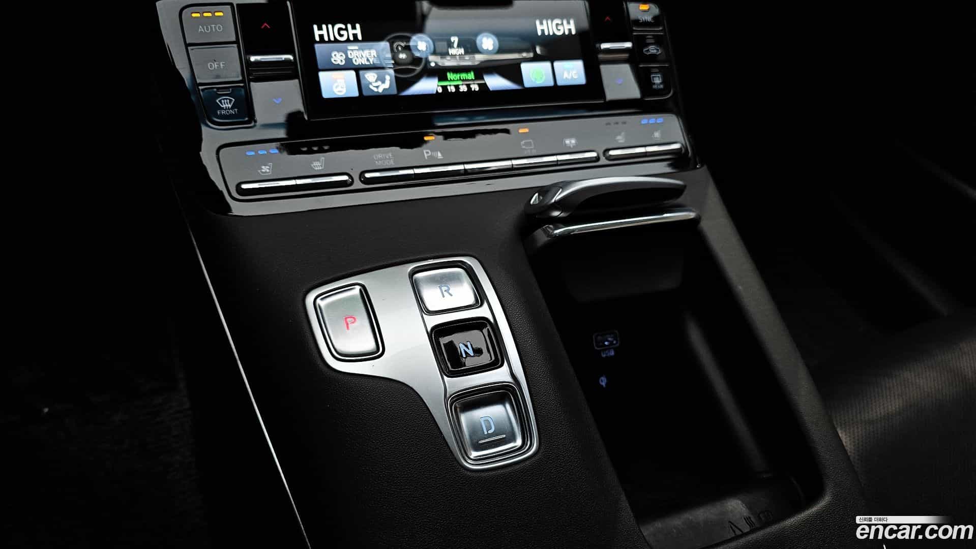 Grandeur Hyundai 2021.0-INNER-009