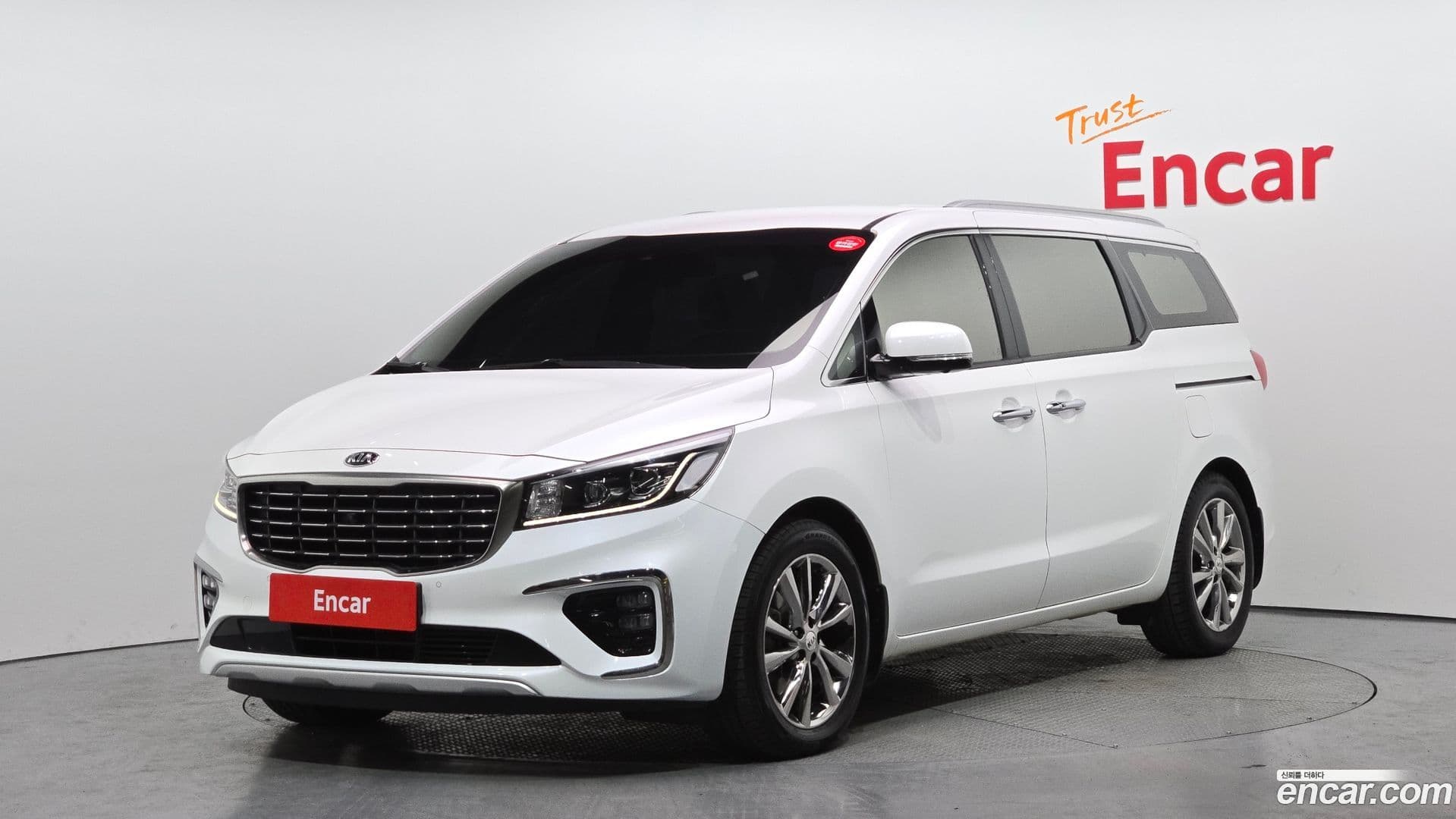 Main__Slider__Photo:Canival Kia 2018.11-0
