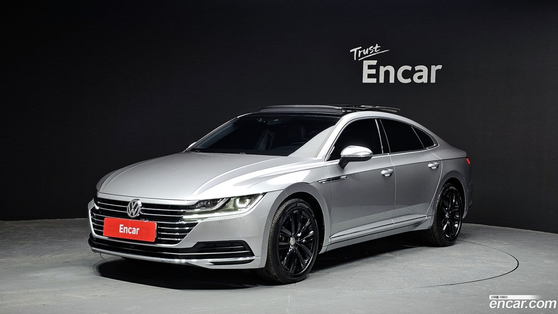 Main__Slider__Photo:Arteon Volkswagen 2019.11-0