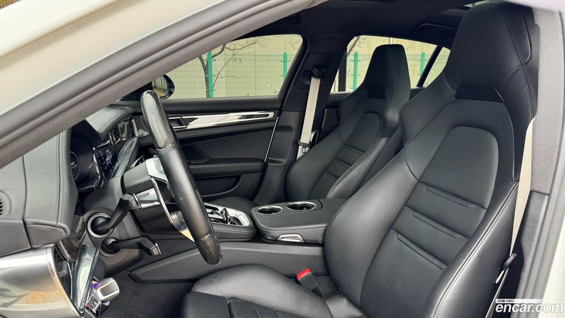 Panamera Porsche 2020.2-OPTION-017