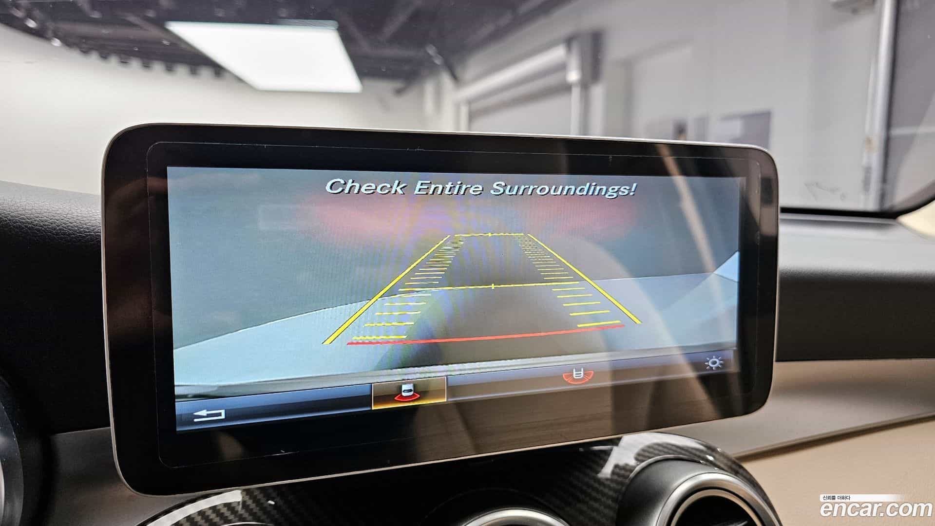 GLC-Class Mercedes-Benz 2017.11-OPTION-020
