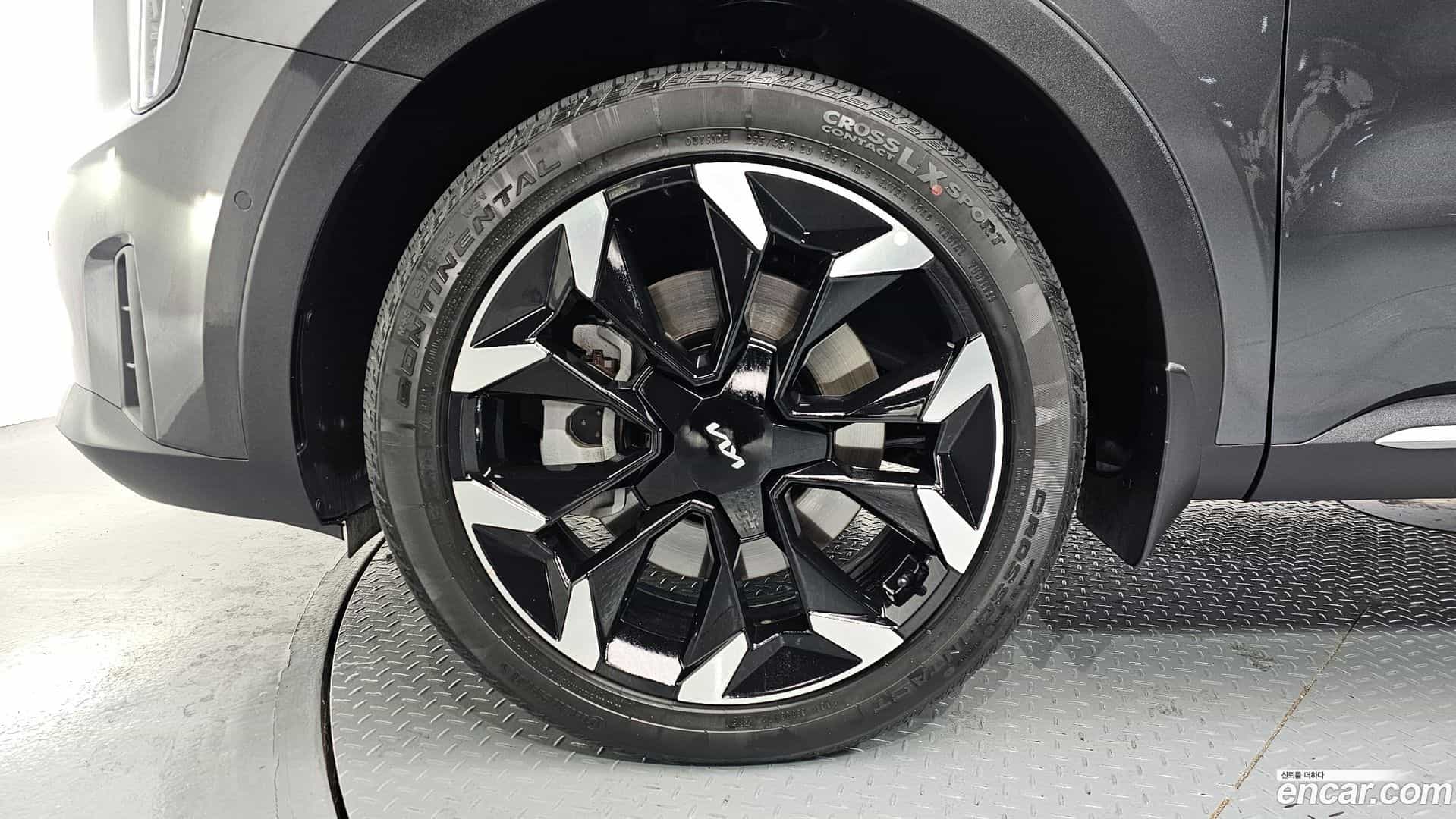 Sorento Kia 2023.9-OUTER-005