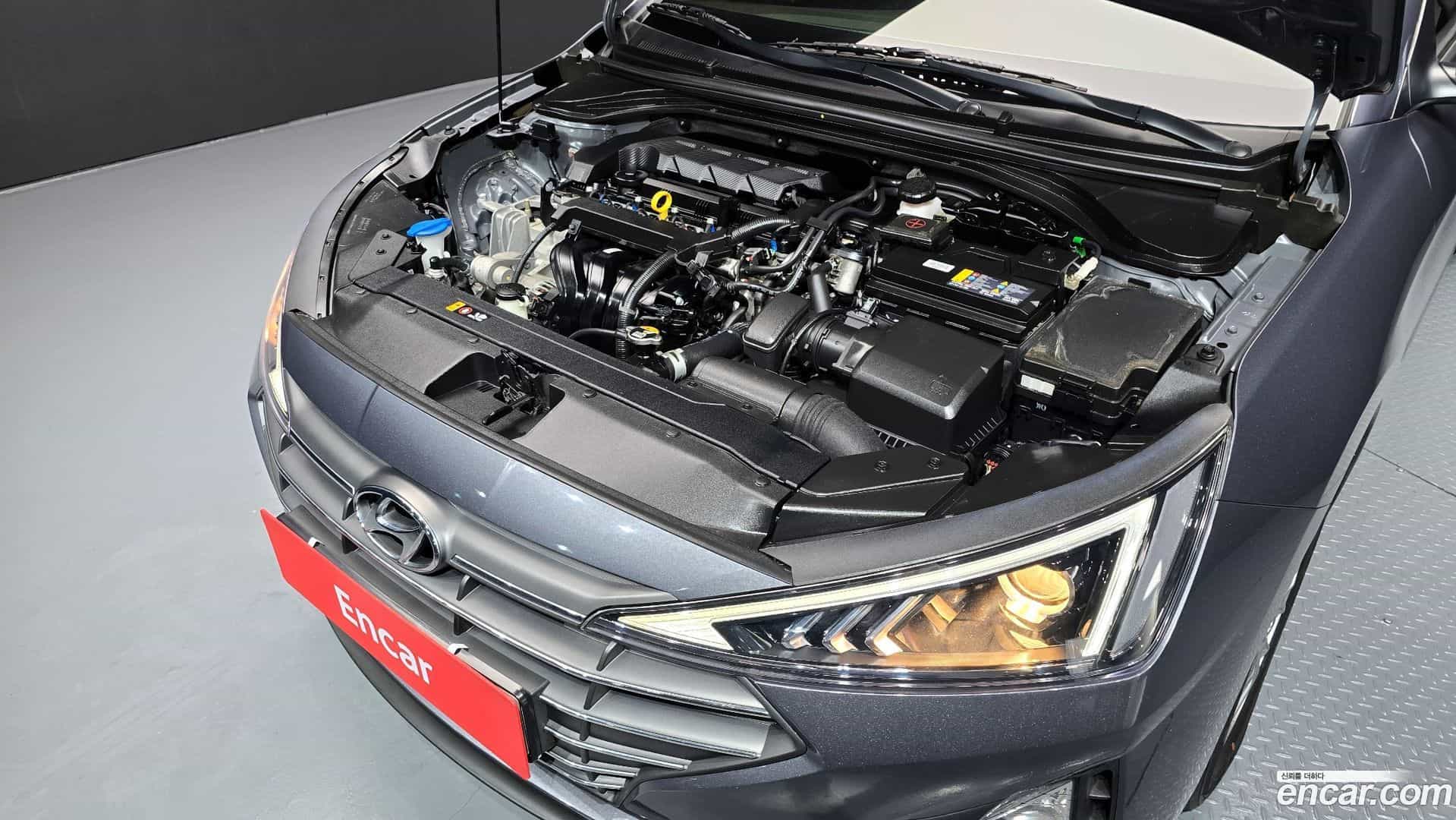 AVANTE Hyundai 2020.0-INNER-006