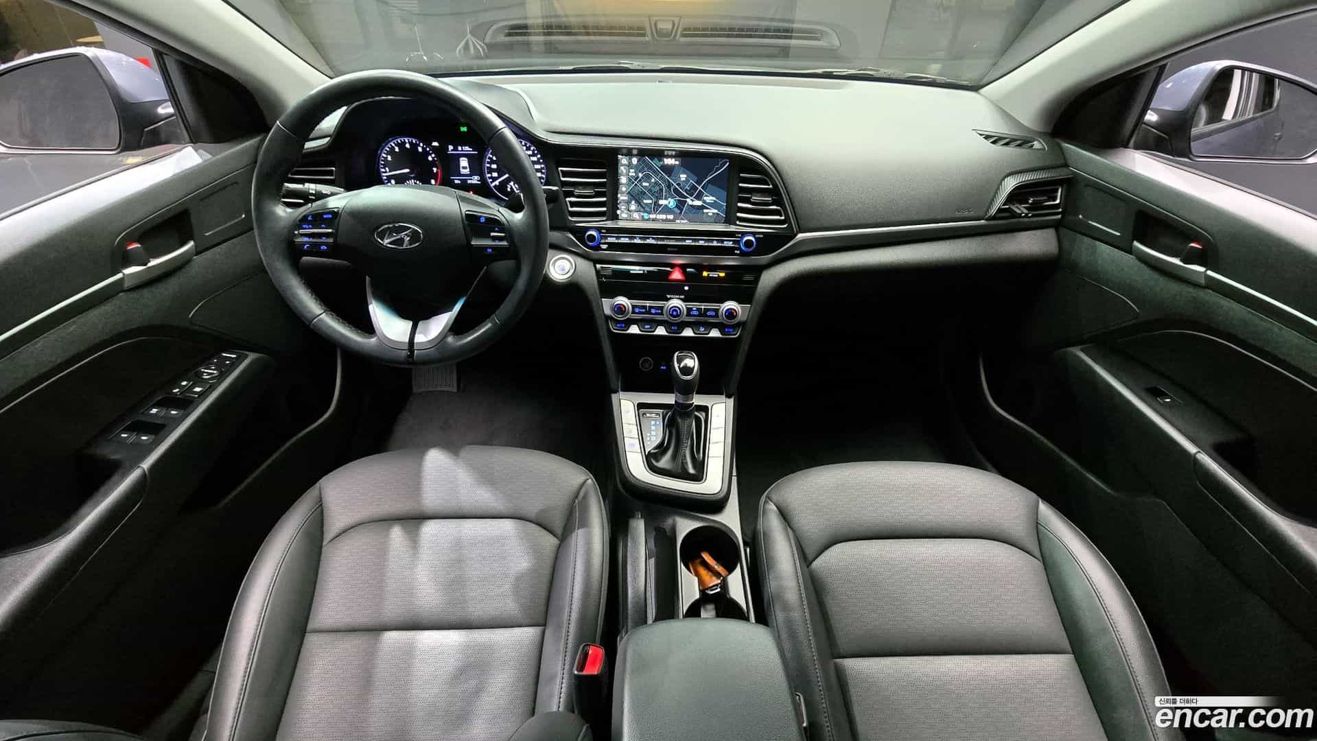 AVANTE Hyundai 2020.0-INNER-007