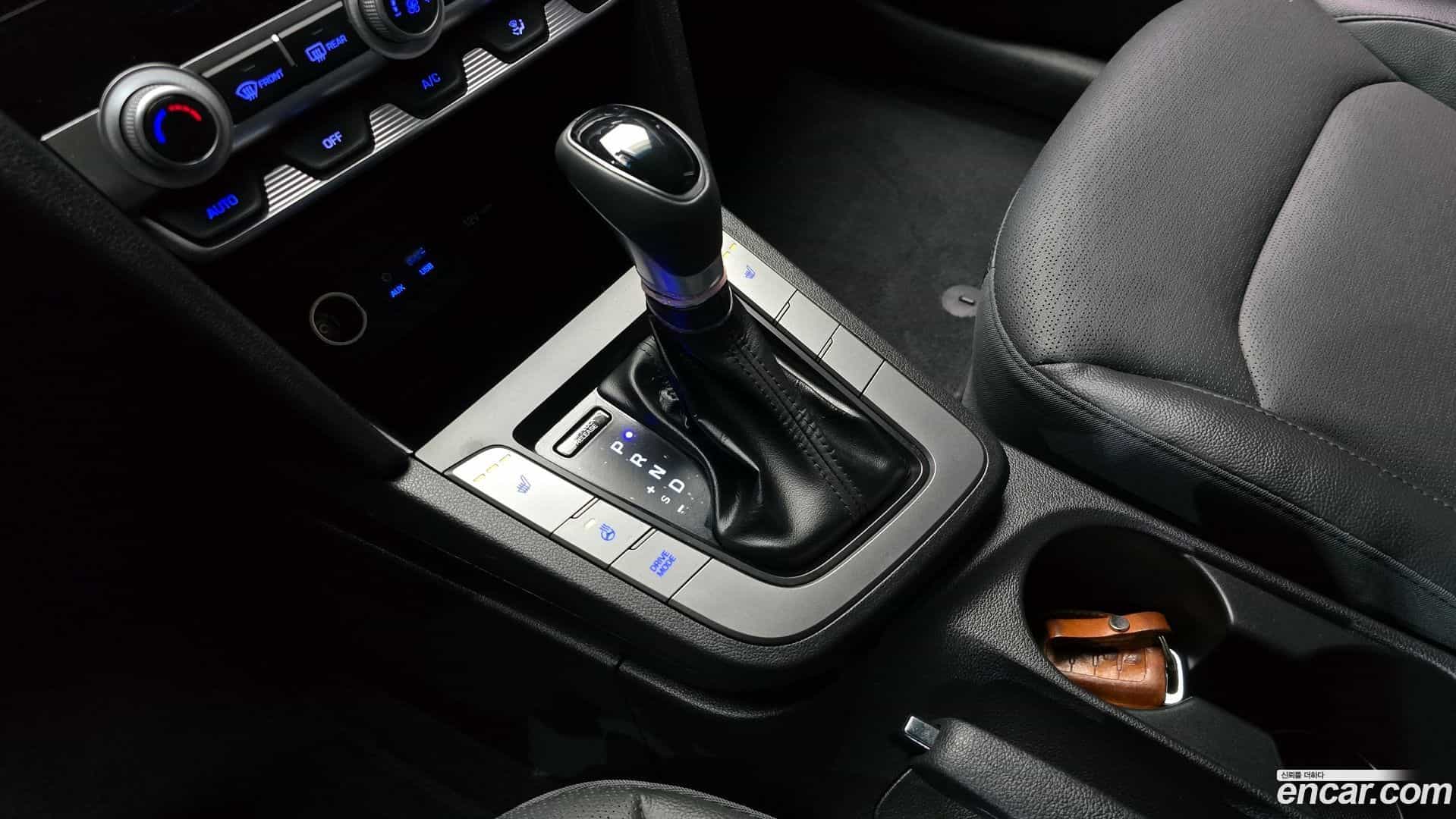 AVANTE Hyundai 2020.0-INNER-009