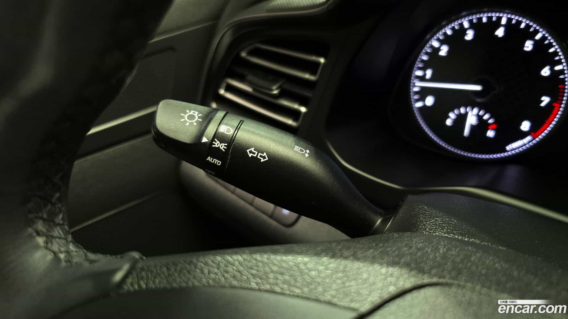 AVANTE Hyundai 2020.0-OPTION-023