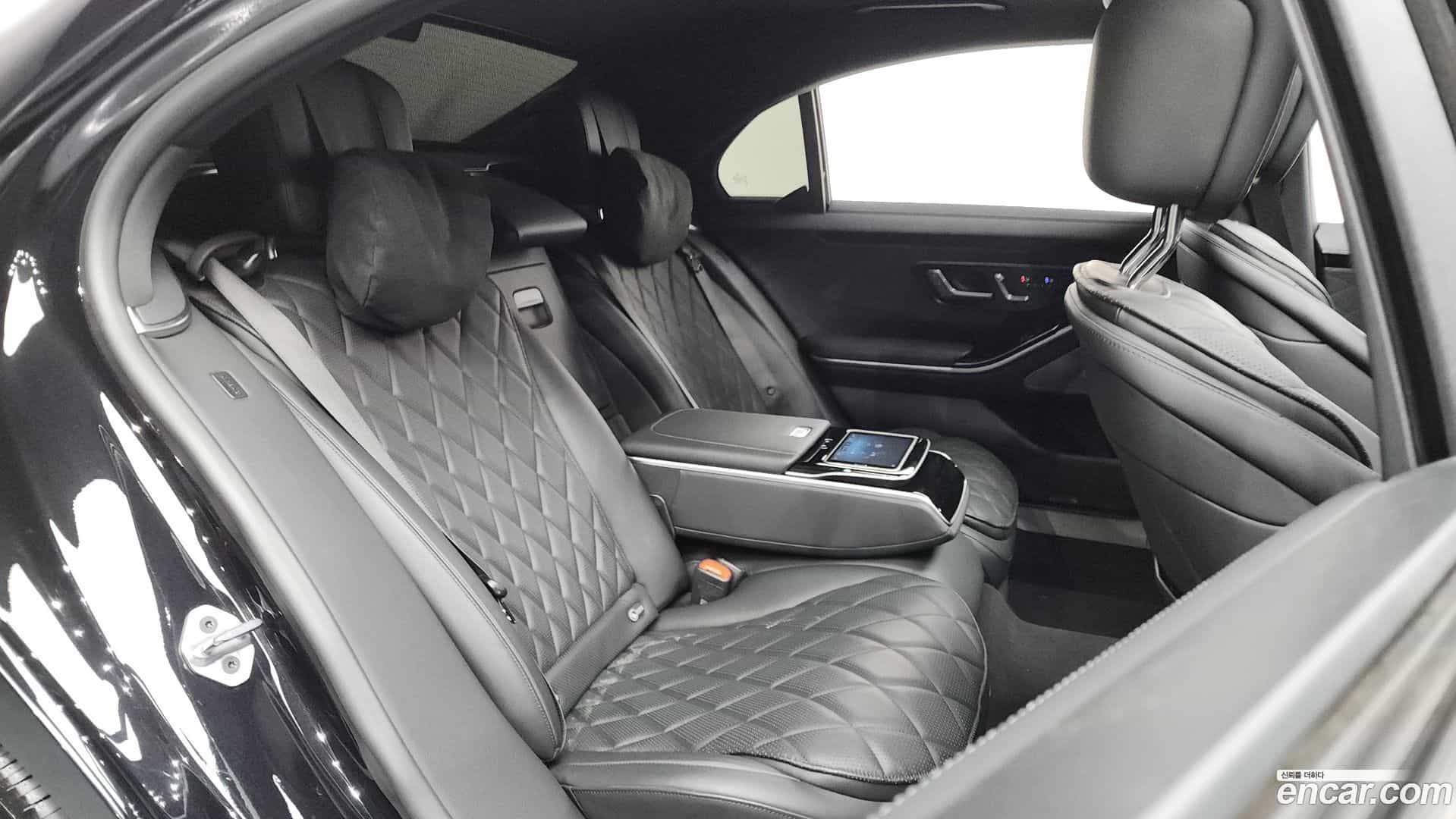 S-Class Mercedes-Benz 2022.1-OPTION-016