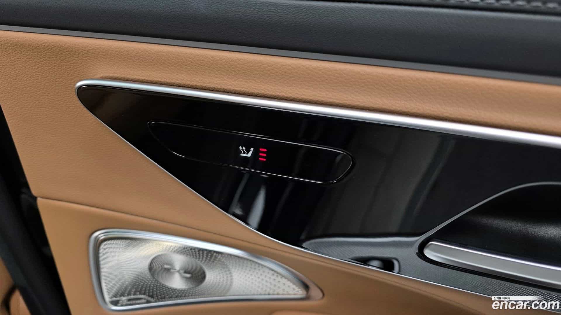 E-Class Mercedes-Benz 2025.4-OPTION-022