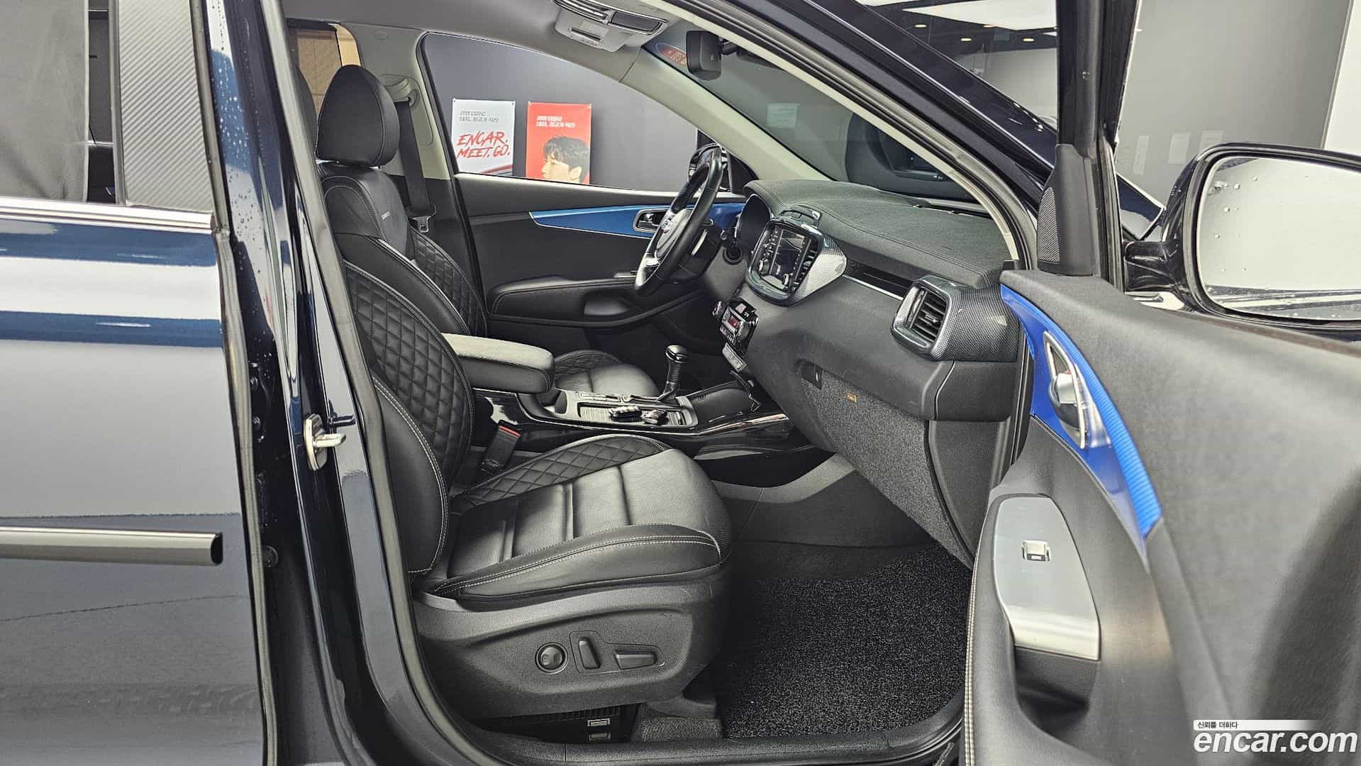 Sorento Kia 2019.1-OPTION-016