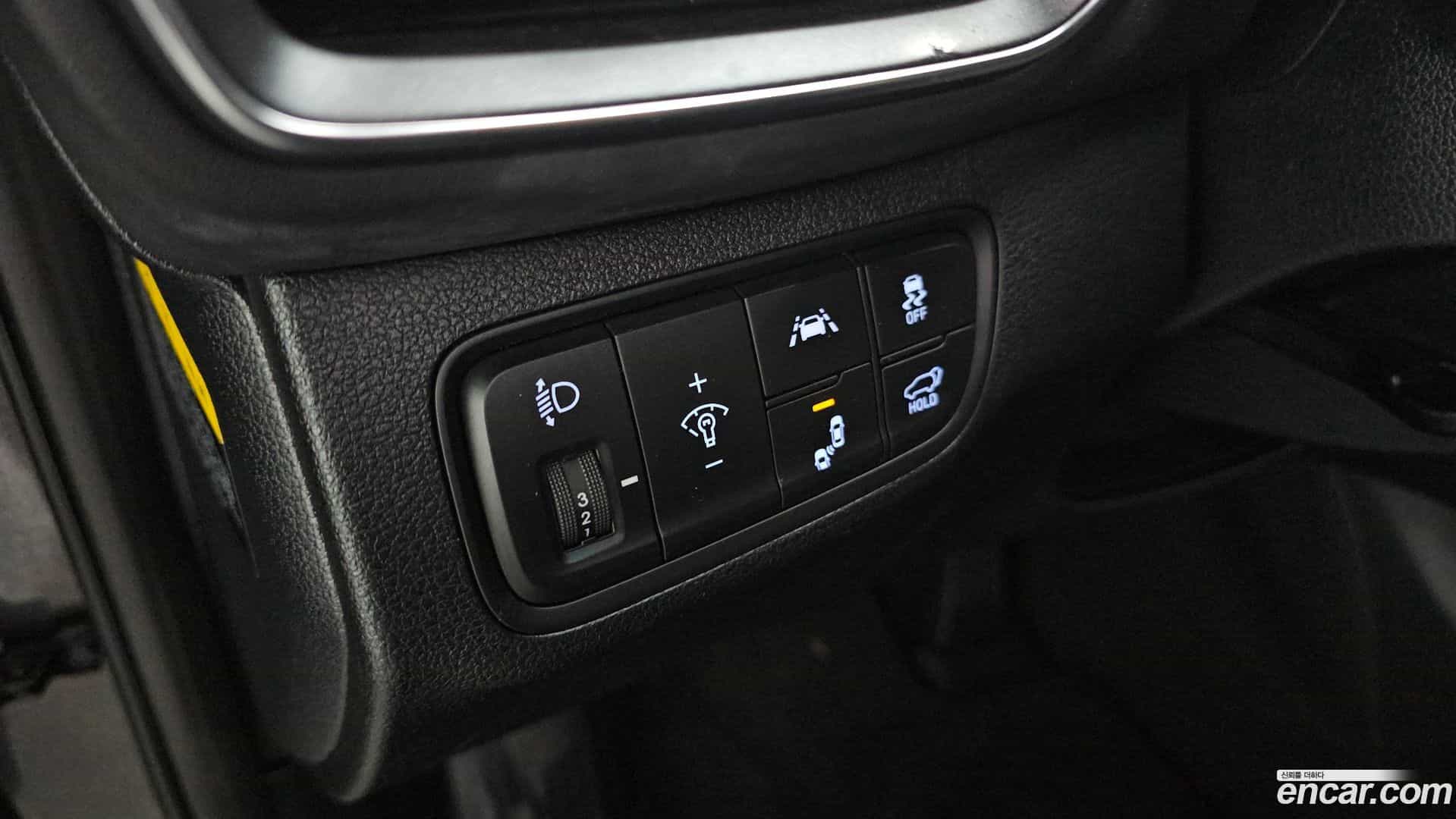 Santafe Hyundai 2019.1-OPTION-021