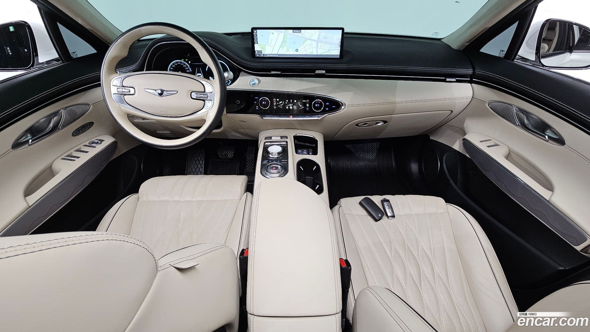 Main__Slider__Photo:GV70 Genesis 2022.0-6