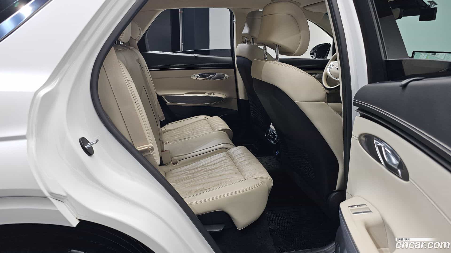 GV70 Genesis 2022.0-OPTION-016