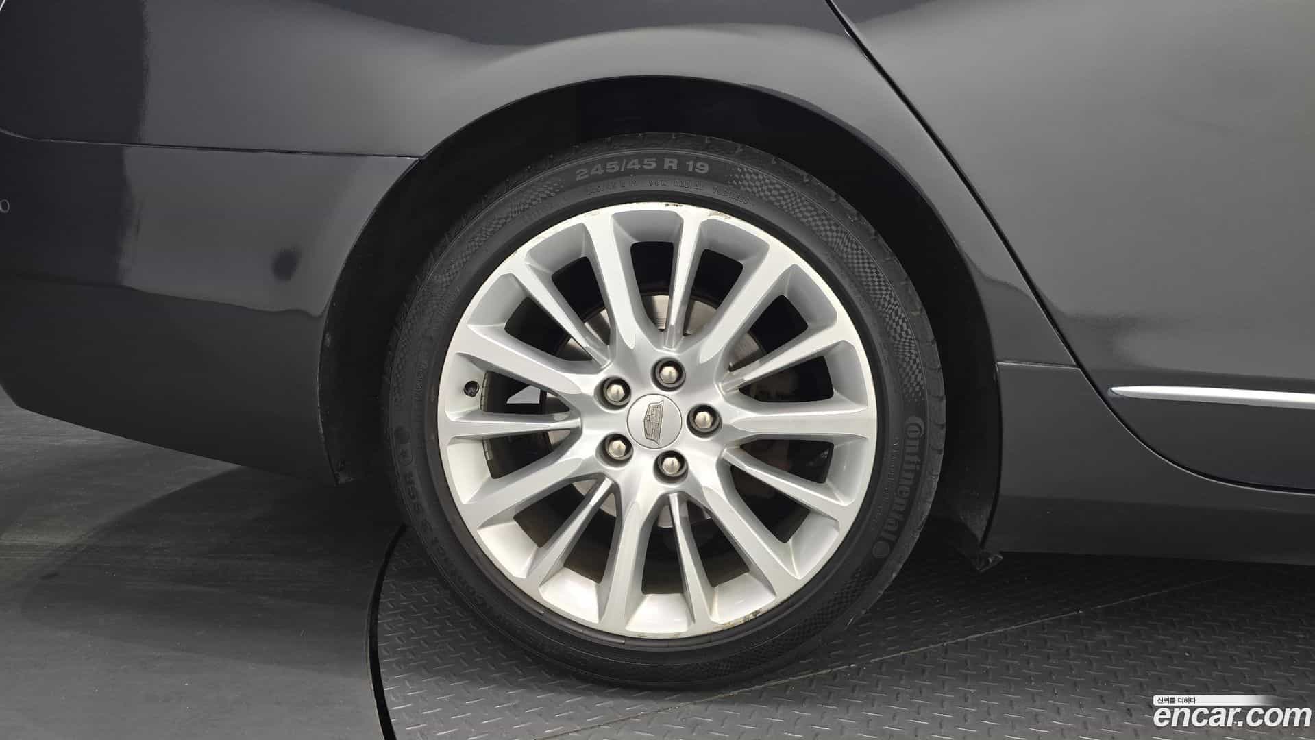 CT6 Cadillac 2016.9-OUTER-005