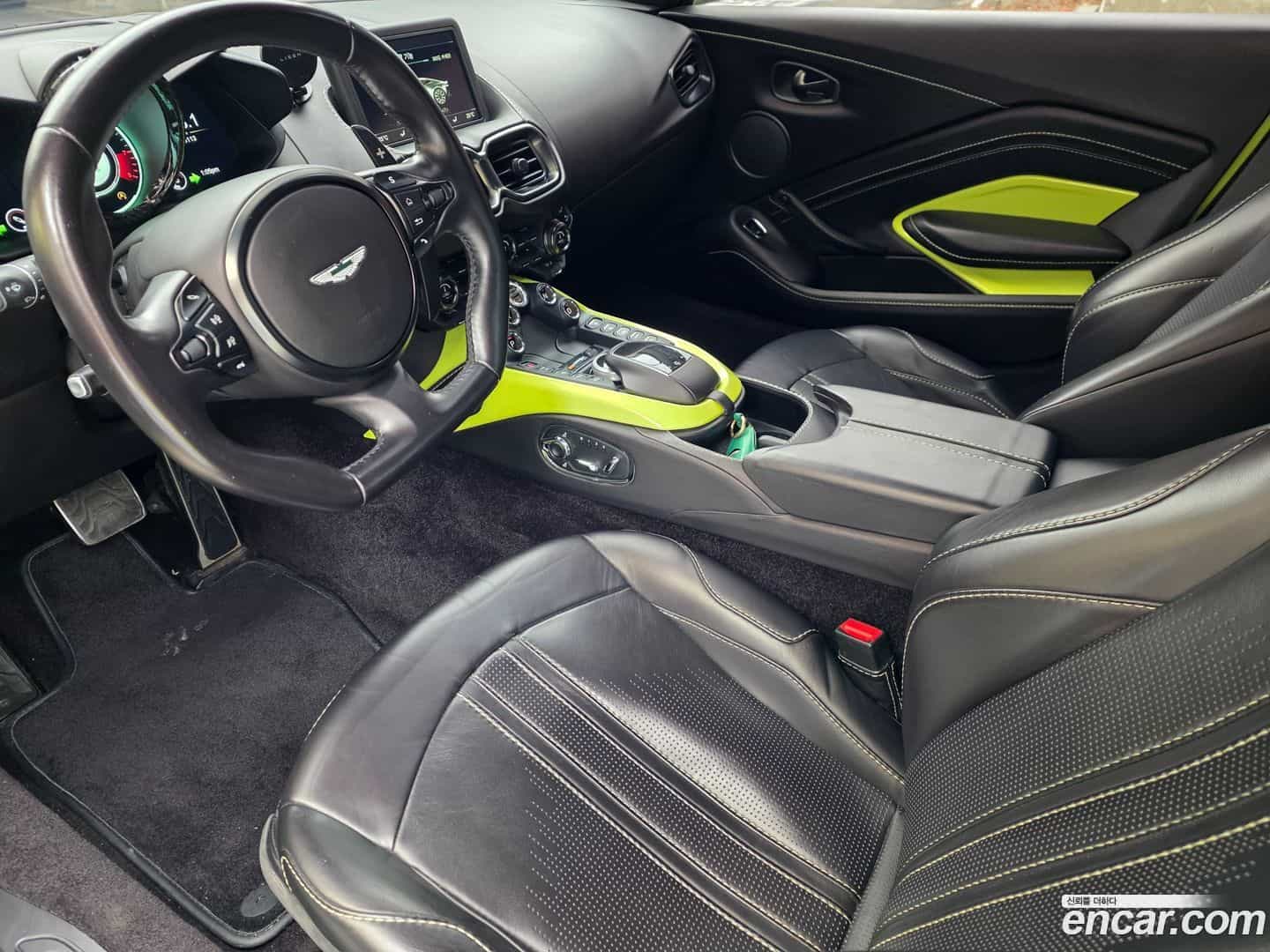 Vantage Astonmartin 2018.9-INNER-010