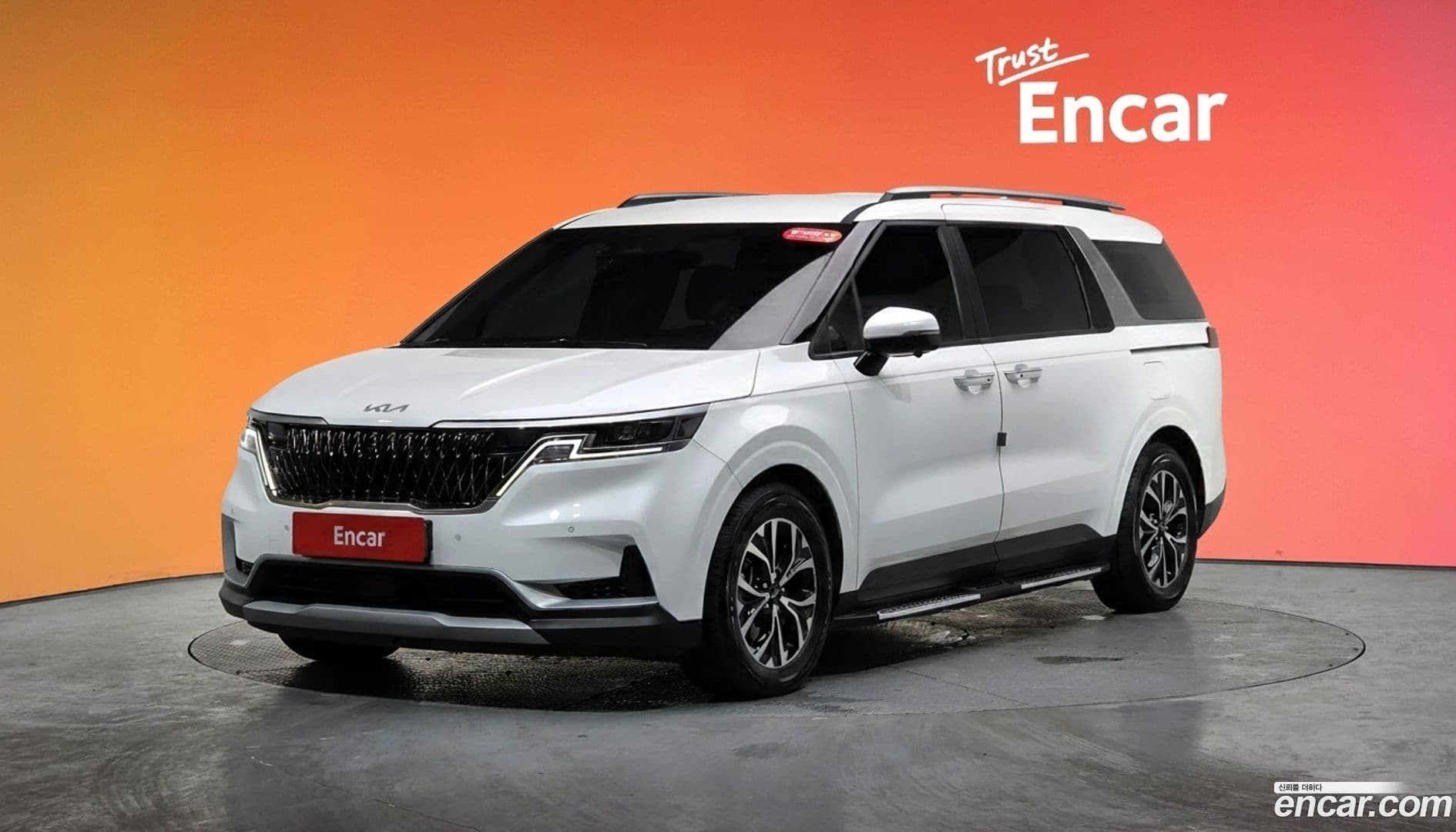 Main__Slider__Photo:Canival Kia 2022.4-0
