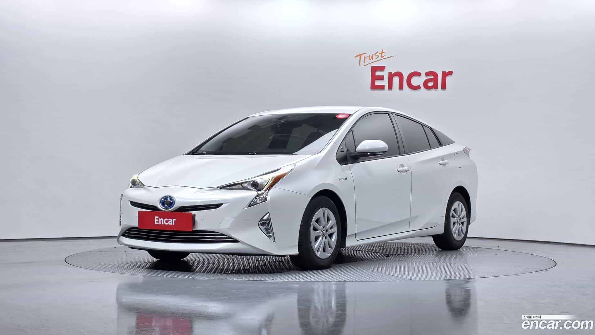 Prius Toyota 2016.6-OUTER-001