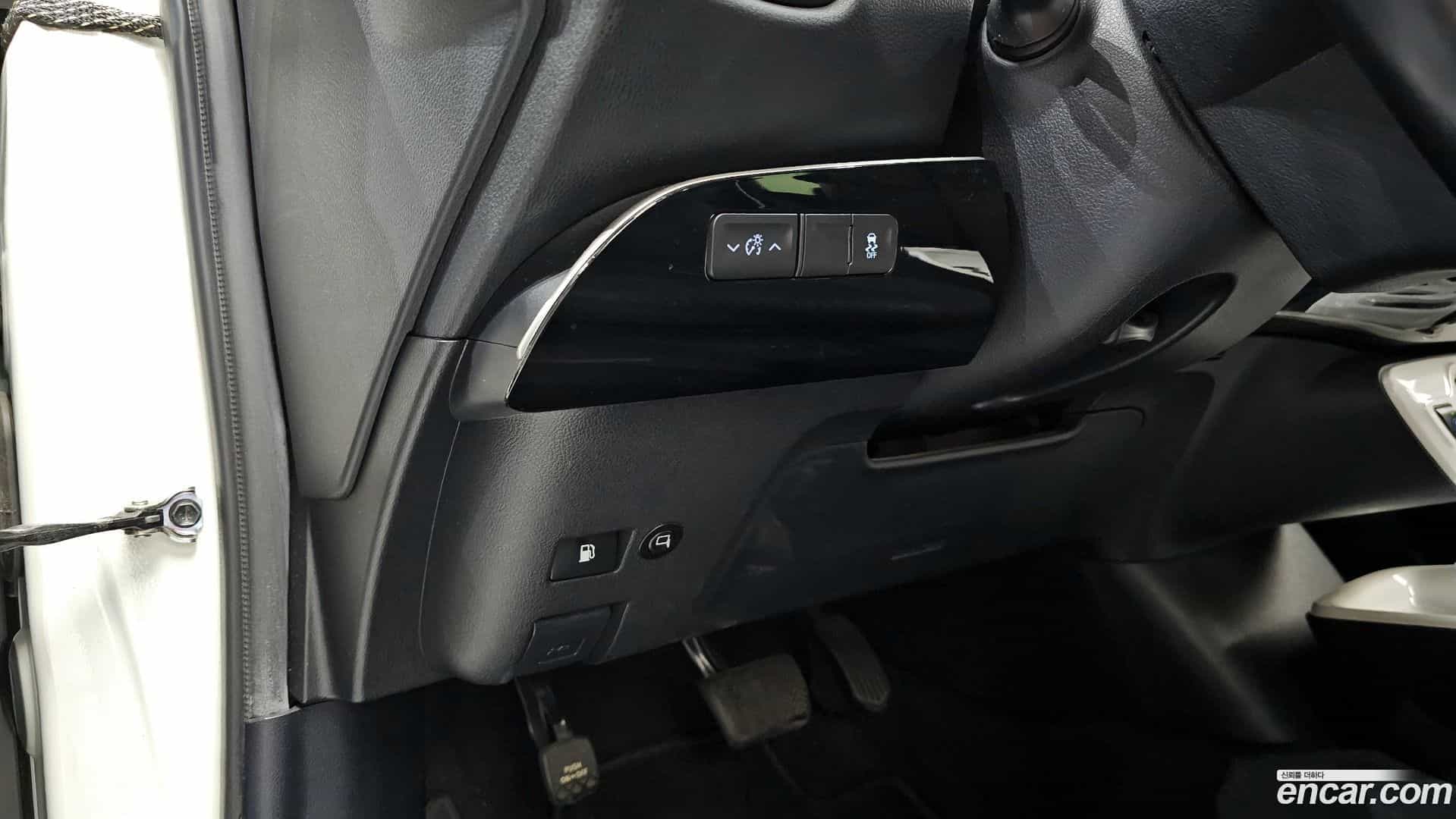 Prius Toyota 2016.6-OPTION-021