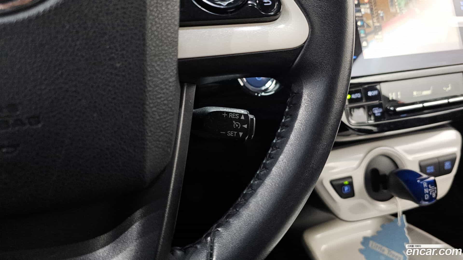 Prius Toyota 2016.6-OPTION-022