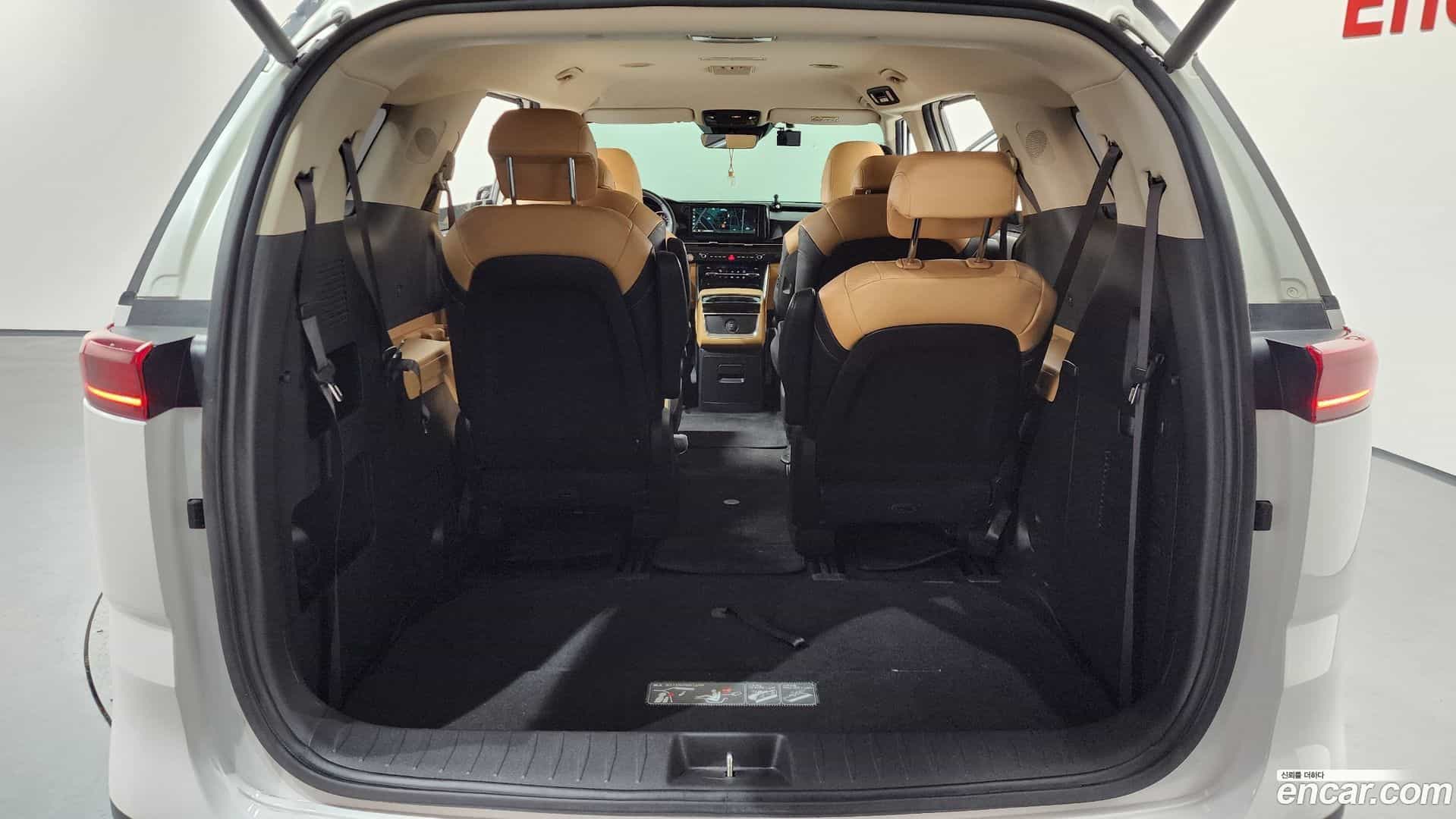 Canival Kia 2021.4-OPTION-024