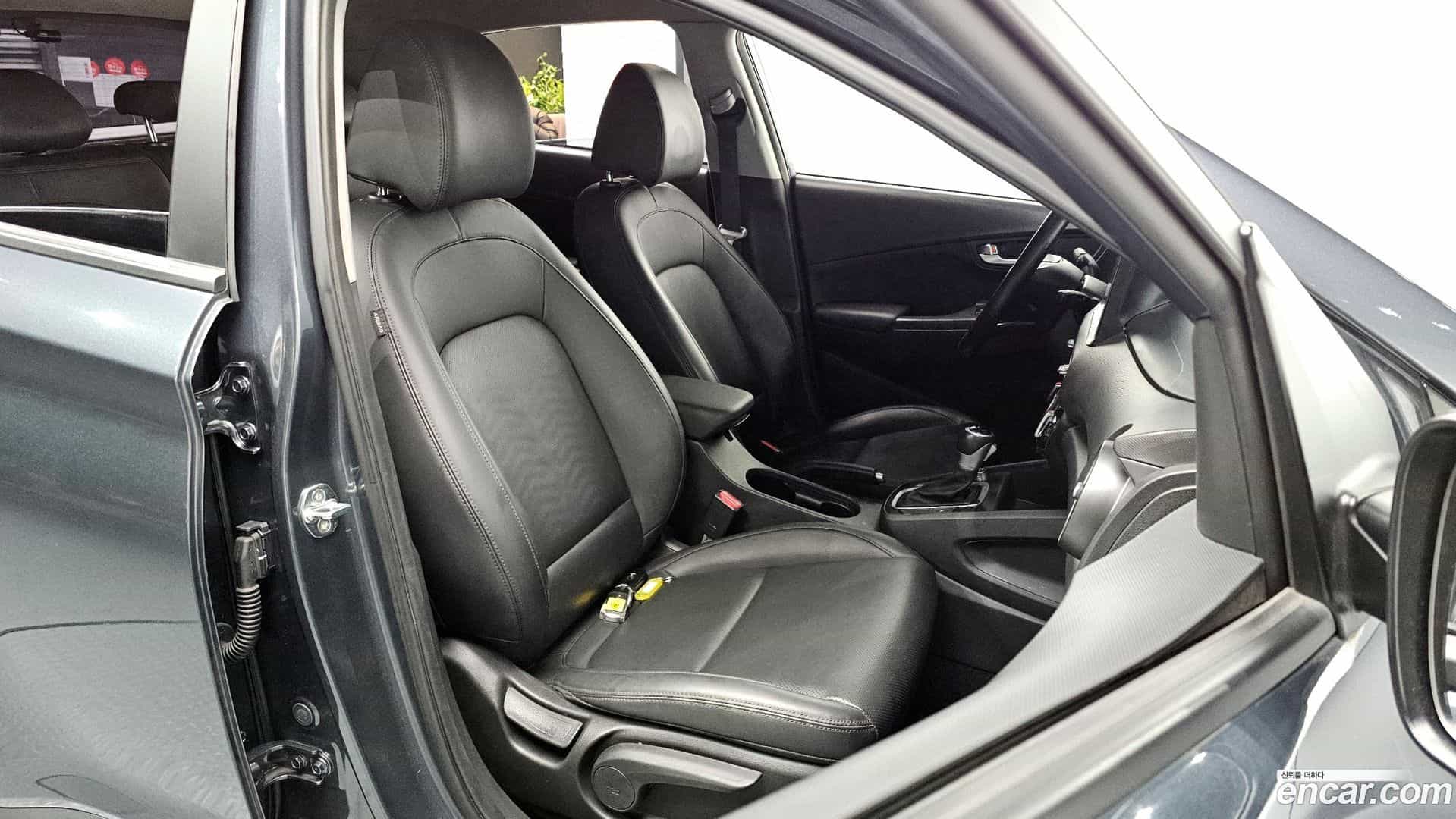 Kona Hyundai 2020.11-INNER-010