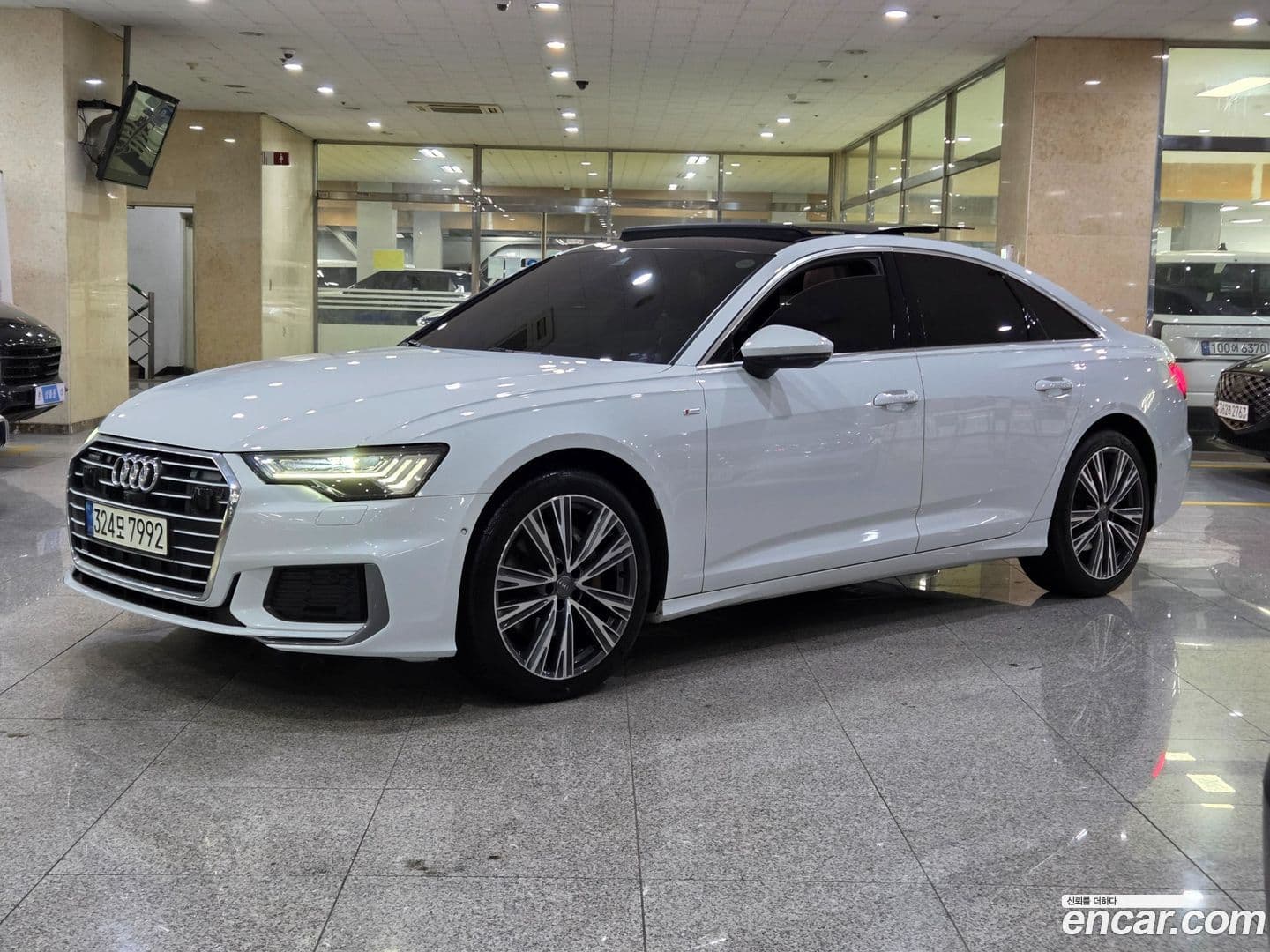 Main__Slider__Photo:A6 Audi 2021.2-0