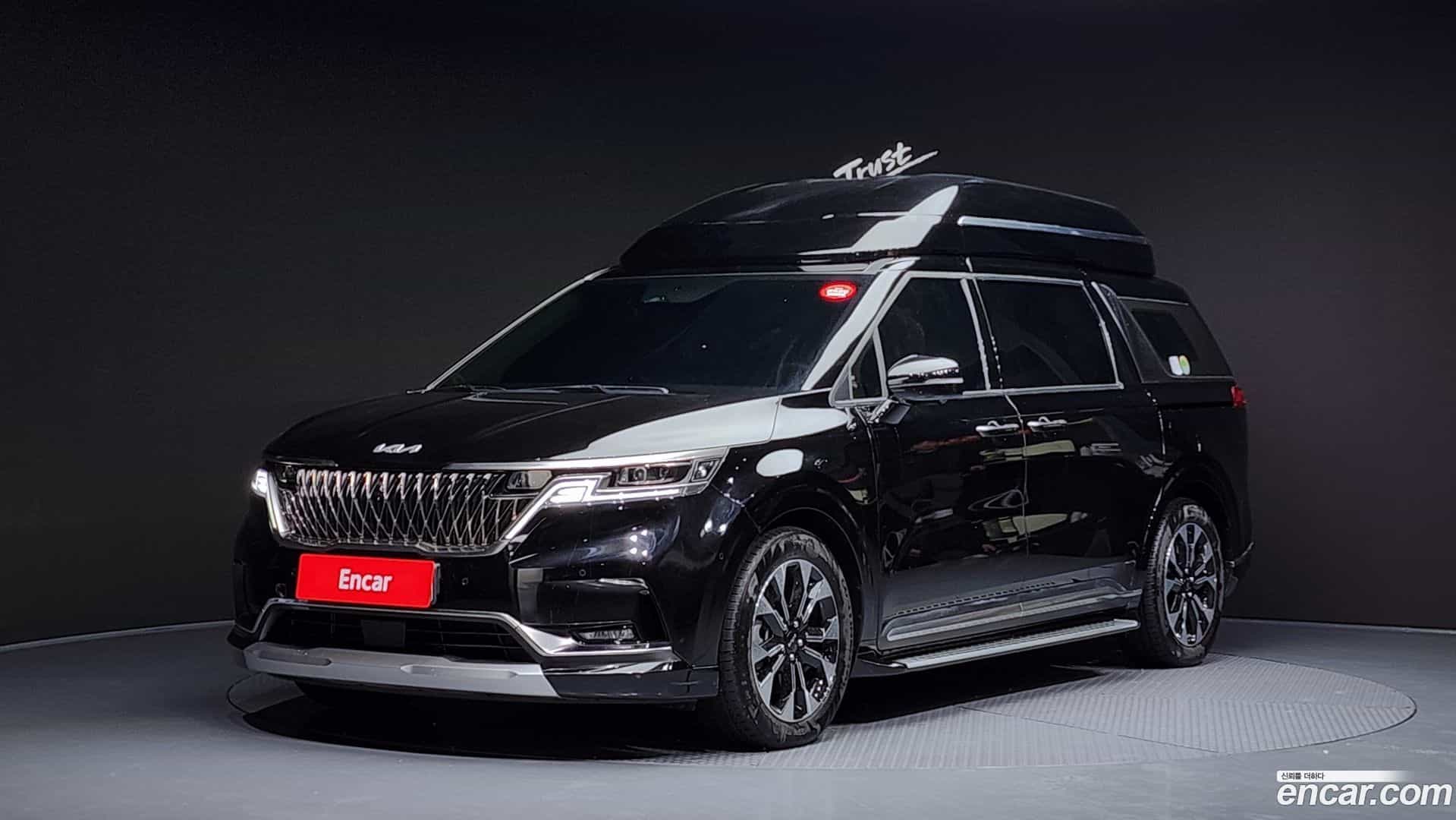 Canival Kia 2022.10-OUTER-001