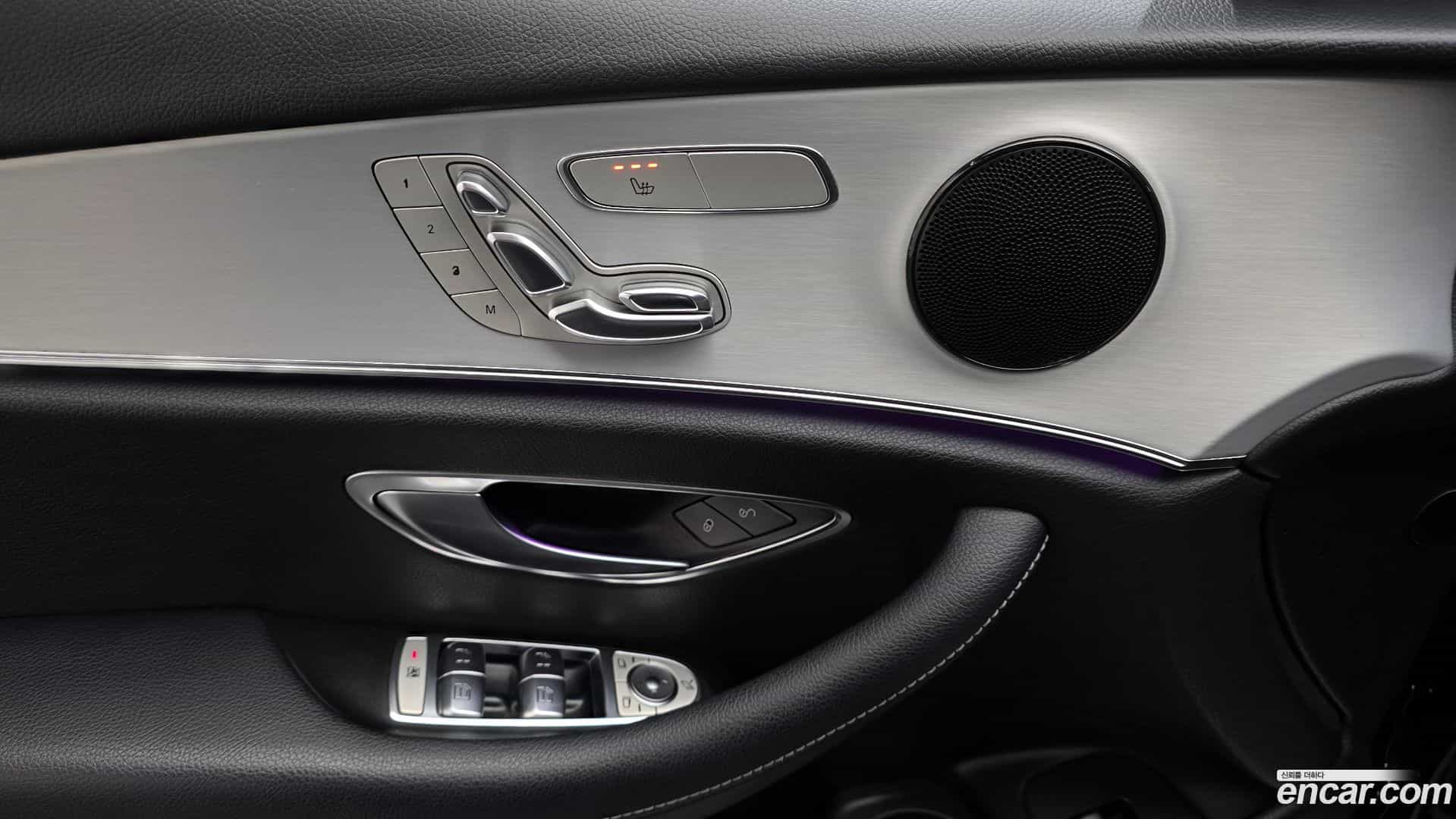 E-Class Mercedes-Benz 2021.5-OPTION-022