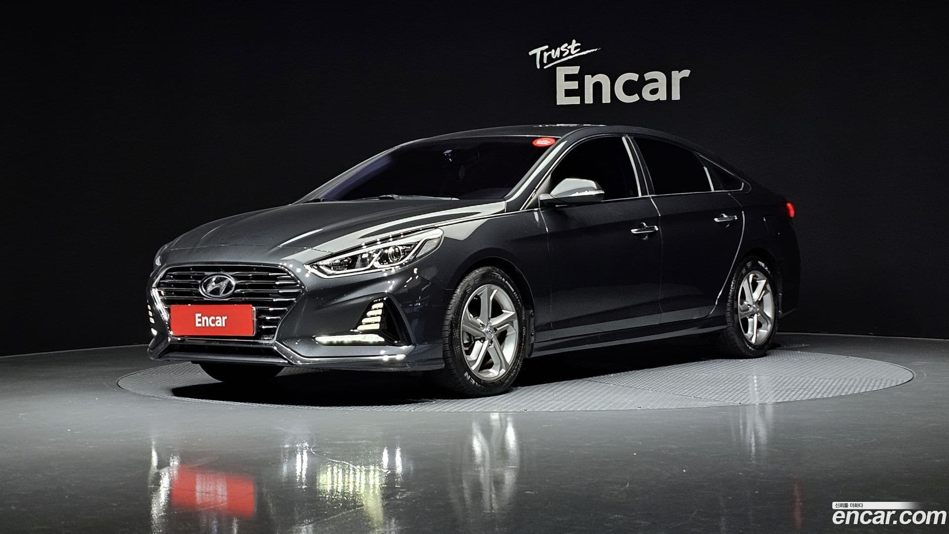 Main__Slider__Photo:Sonata Hyundai 2017.4-0