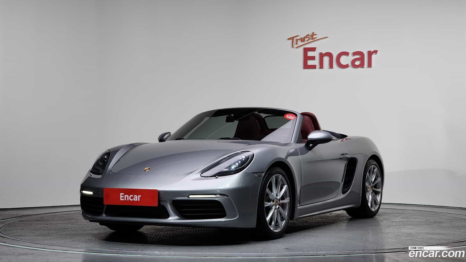 718 Porsche 2016.8-OUTER-001