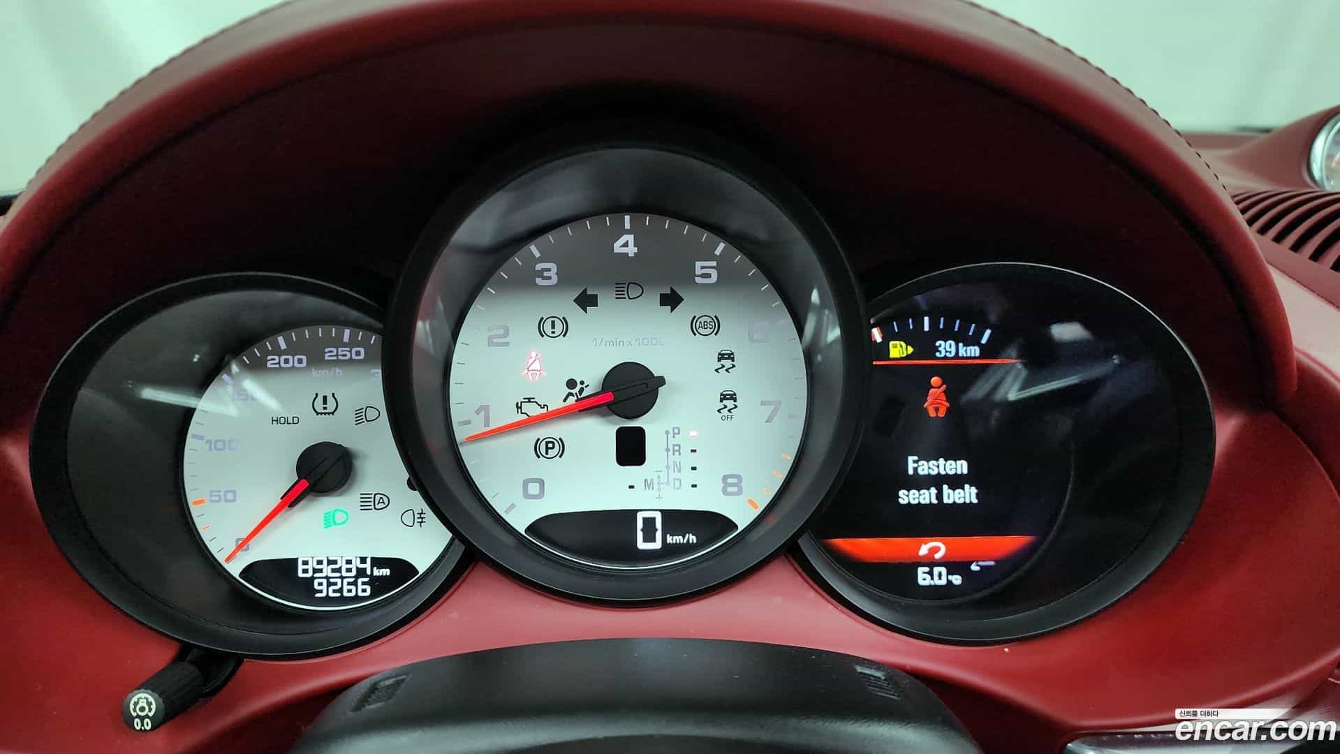 718 Porsche 2016.8-INNER-008