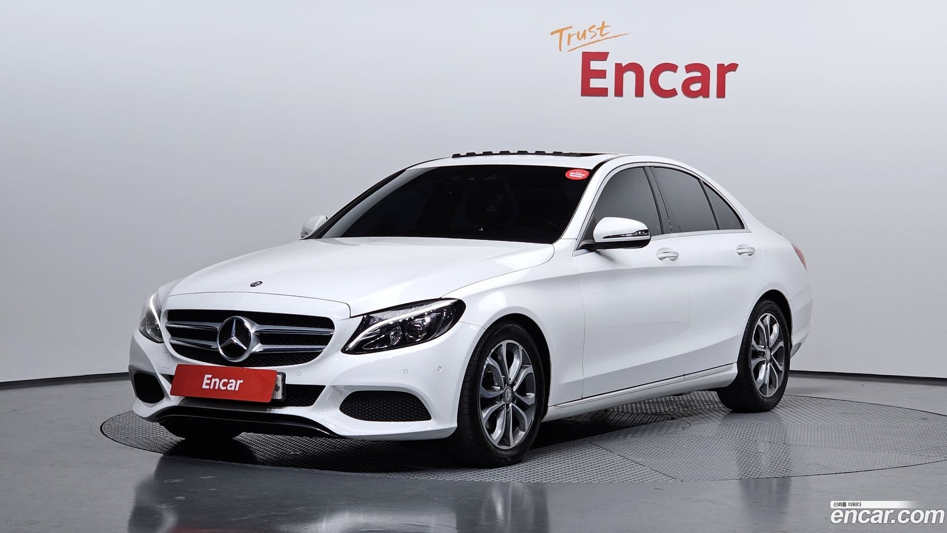 Main__Slider__Photo:C-Class Mercedes-Benz 2017.0-0