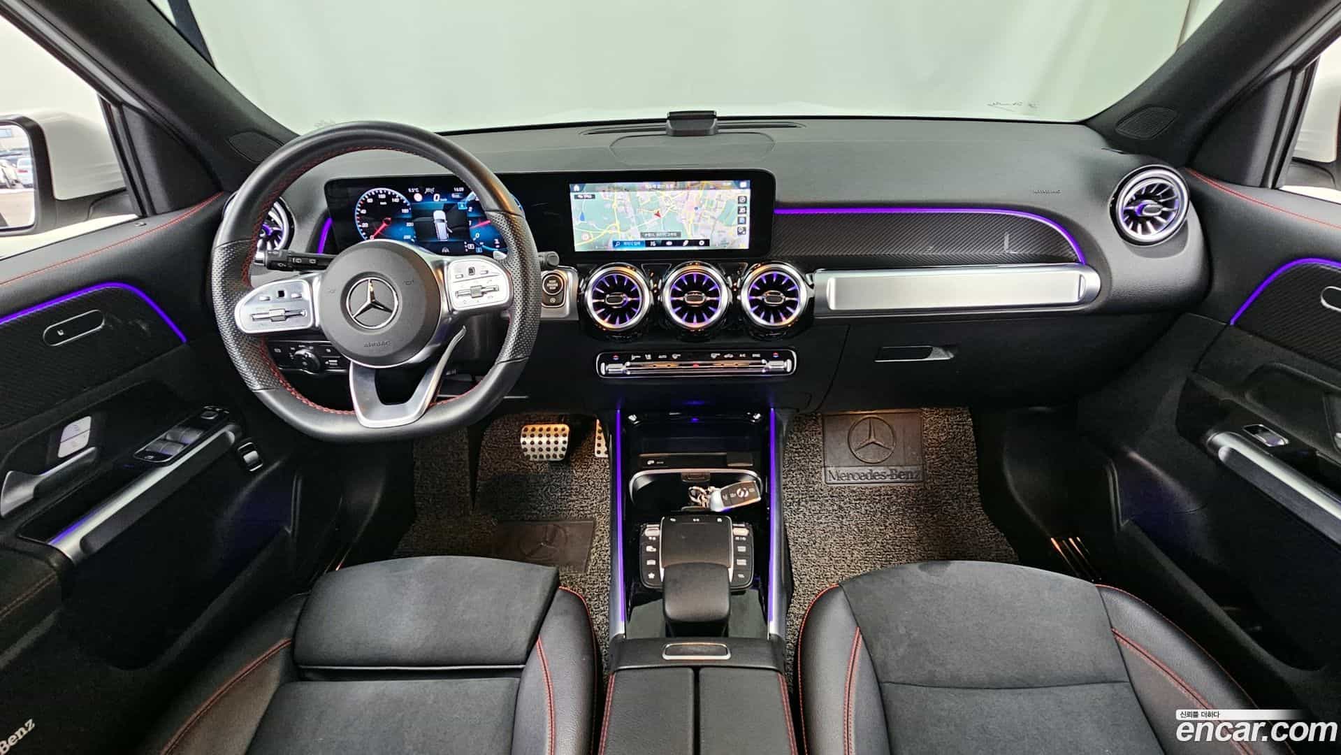 GLB-Class Mercedes-Benz 2022.3-INNER-007