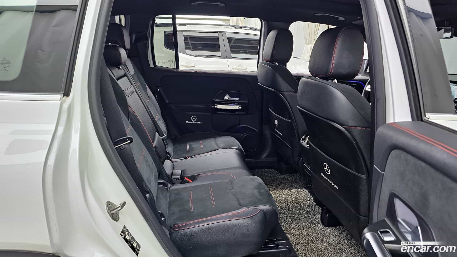 GLB-Class Mercedes-Benz 2022.3-OPTION-016
