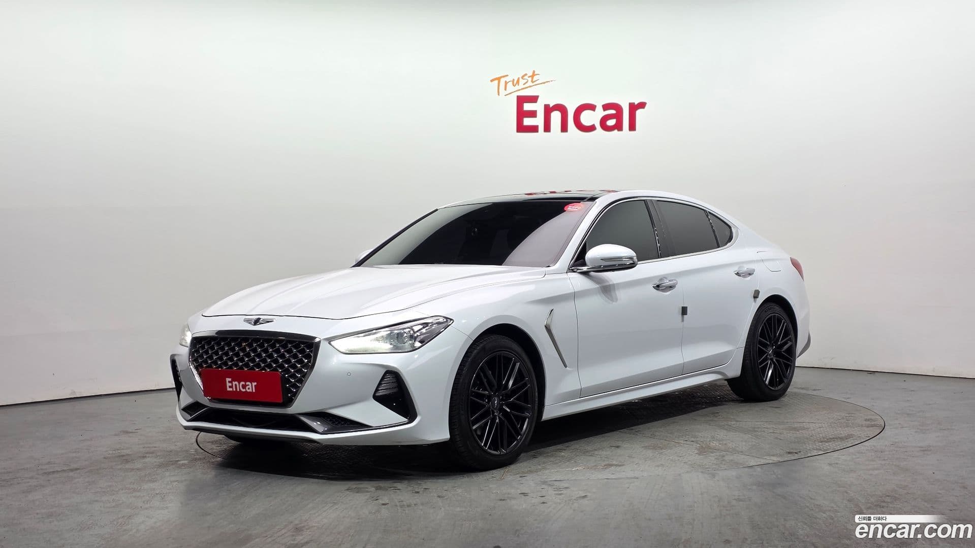 Main__Slider__Photo:G70 Genesis 2019.2-0