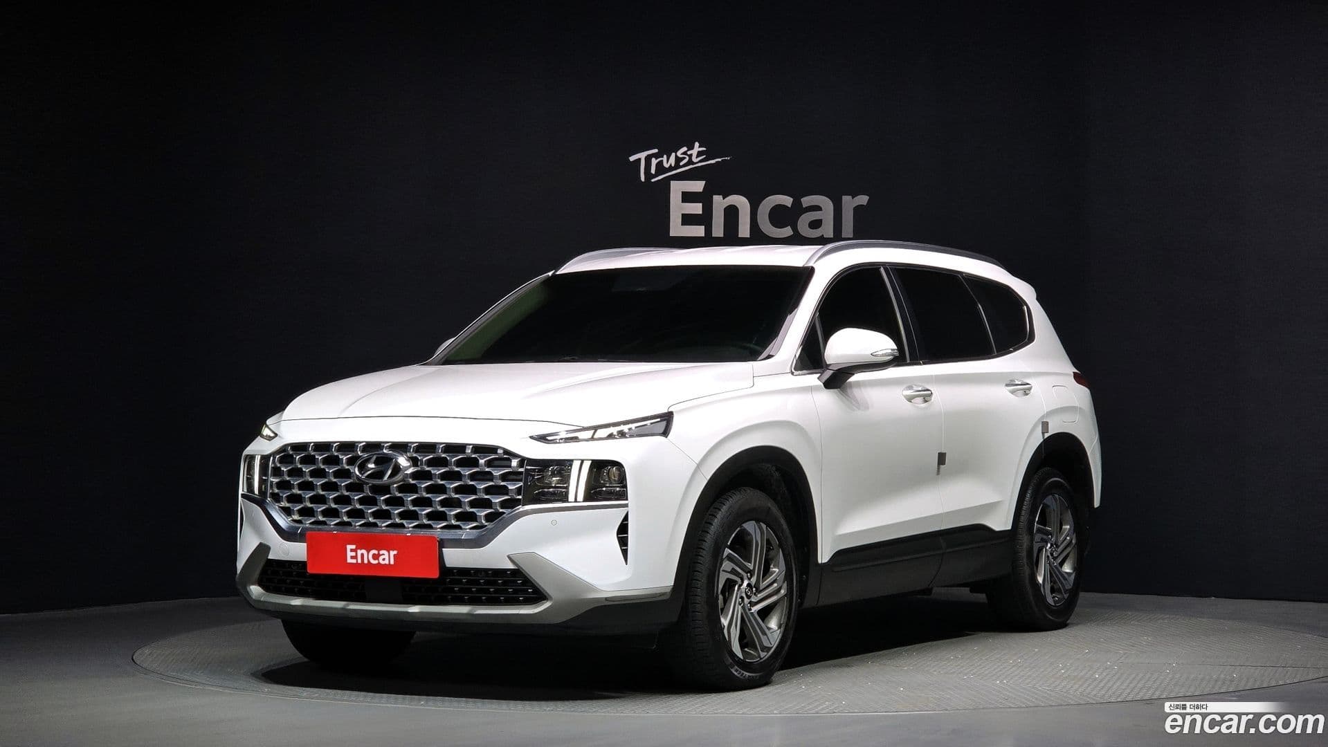 Main__Slider__Photo:Santafe Hyundai 2021.2-0