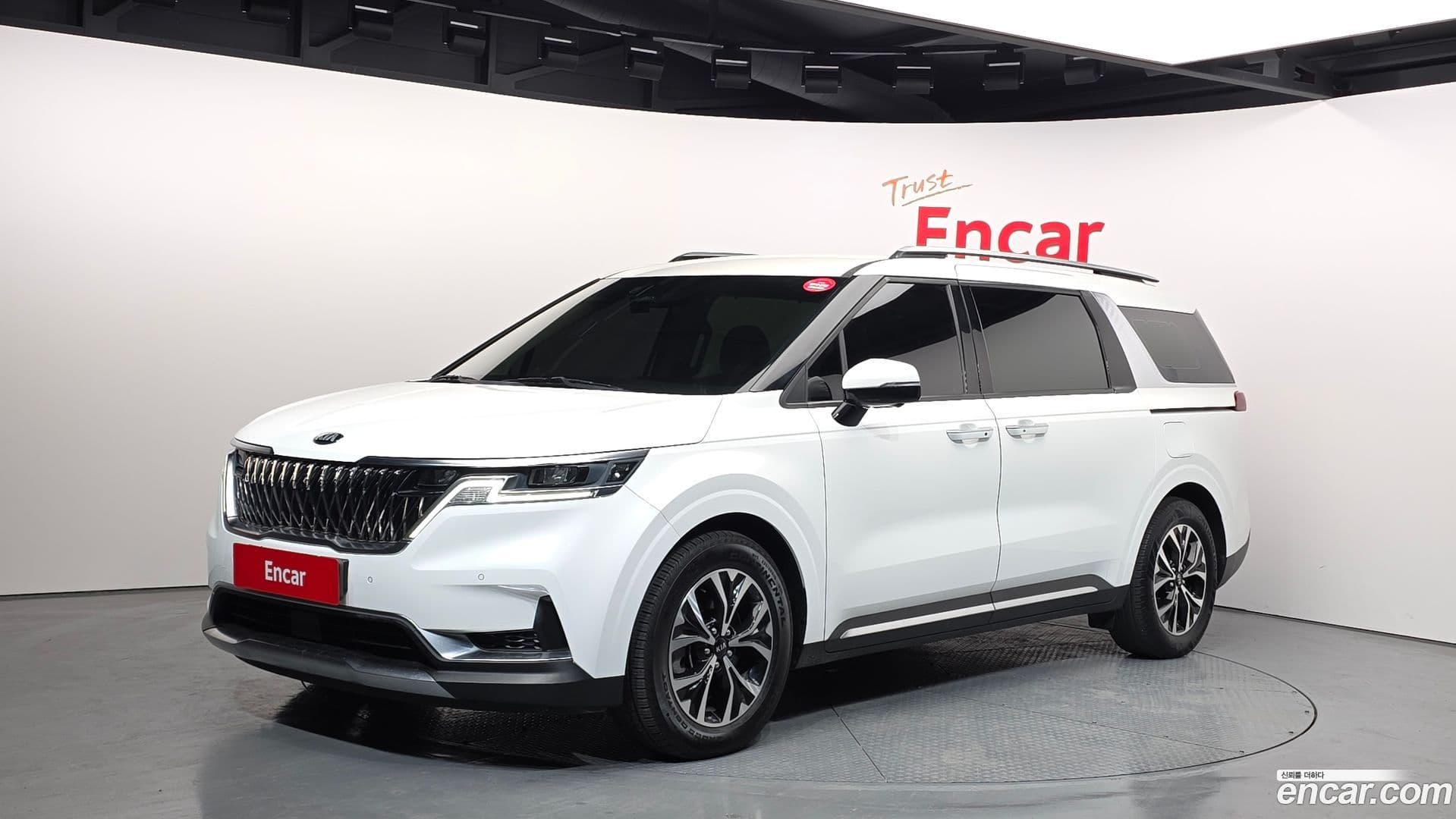 Main__Slider__Photo:Canival Kia 2021.2-0