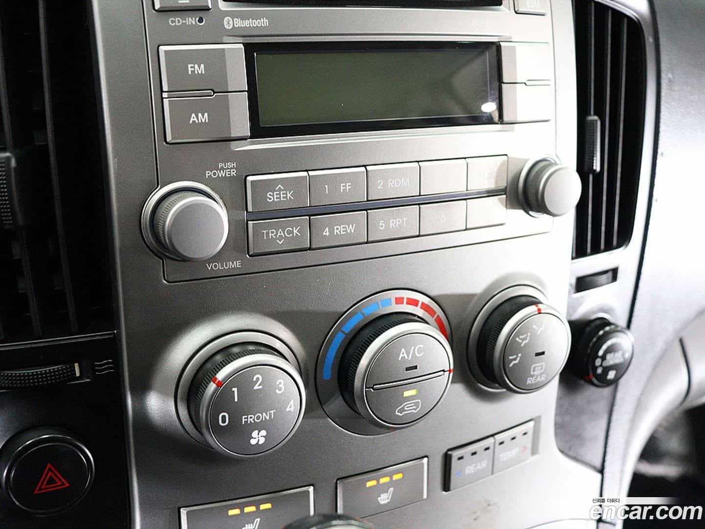 Starex Hyundai 2014.0-OPTION-020