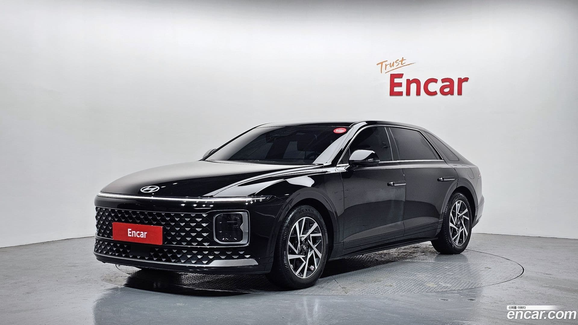 Main__Slider__Photo:Grandeur Hyundai 2022.11-0