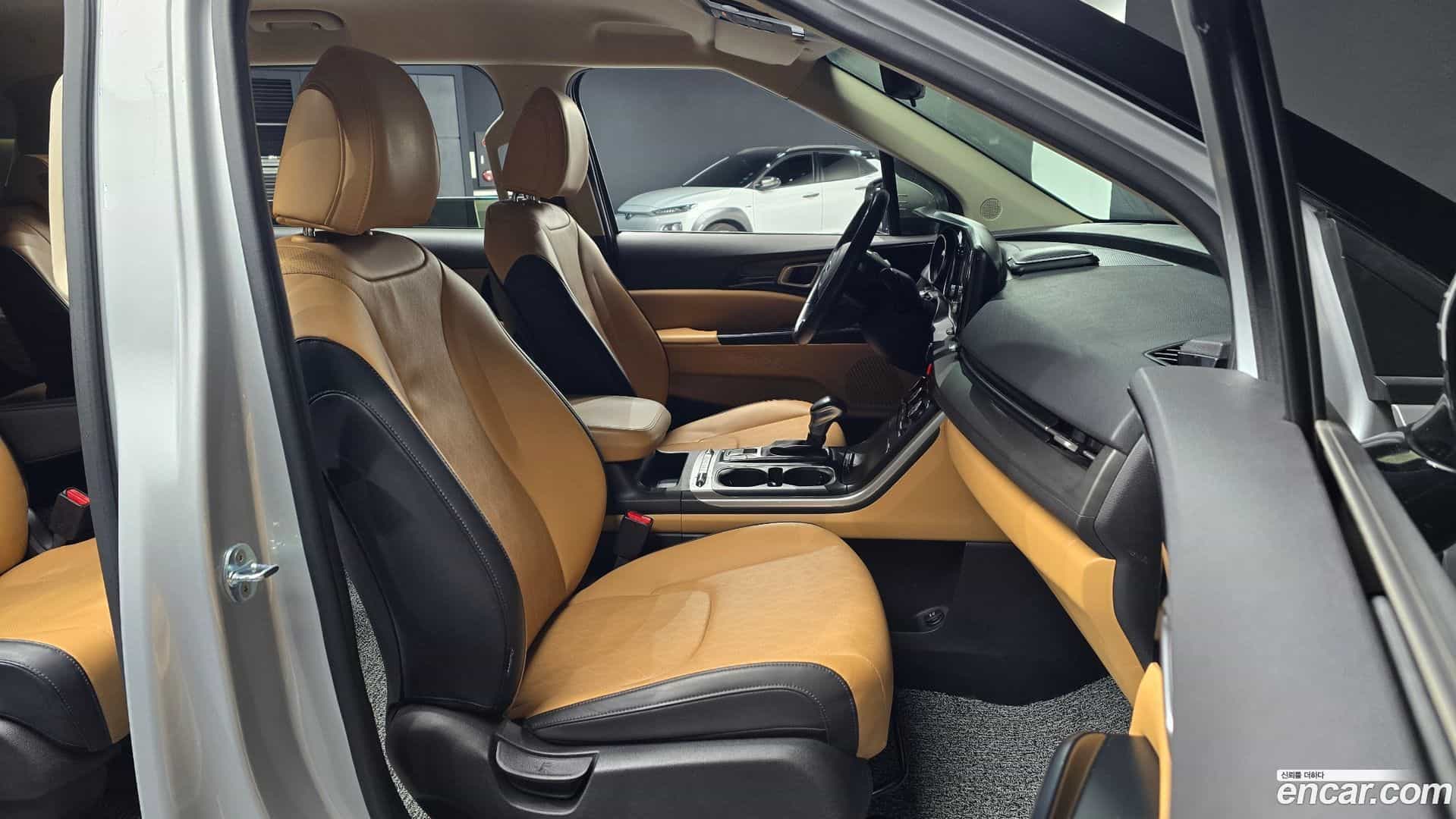 Canival Kia 2021.2-INNER-010