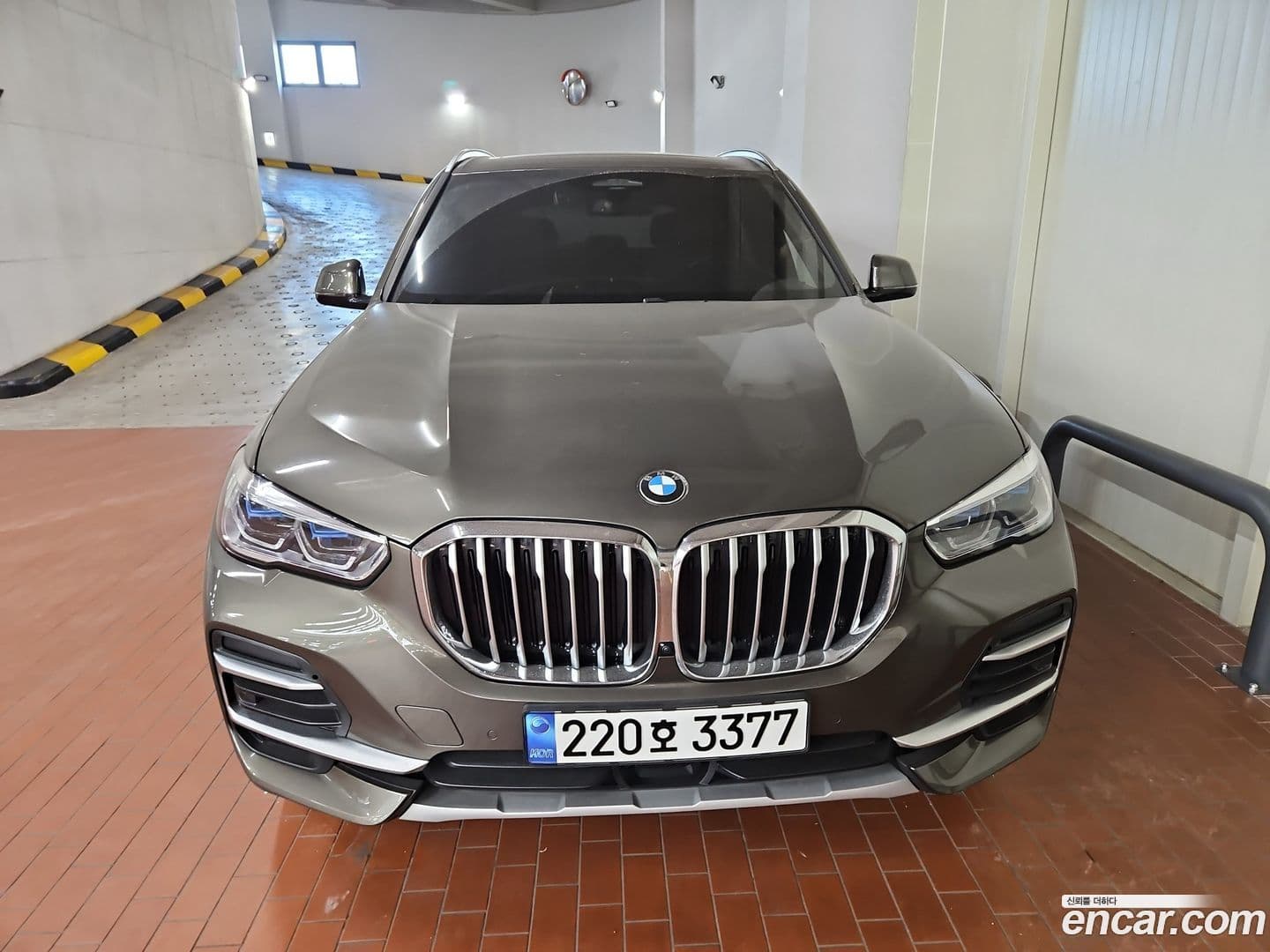 Main__Slider__Photo:X5 BMW 2023.3-0