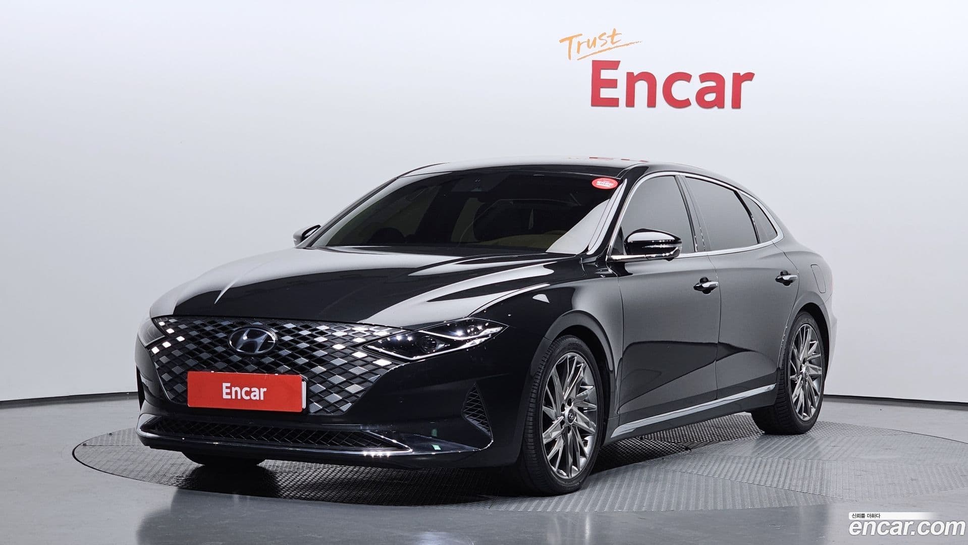 Main__Slider__Photo:Grandeur Hyundai 2021.0-0